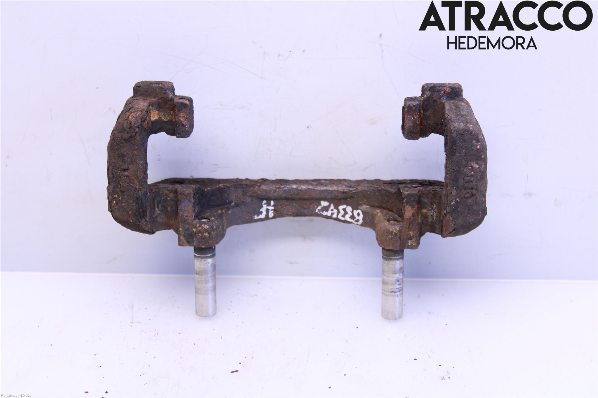 Dacia DUSTER 10-17 Bromsokshållare