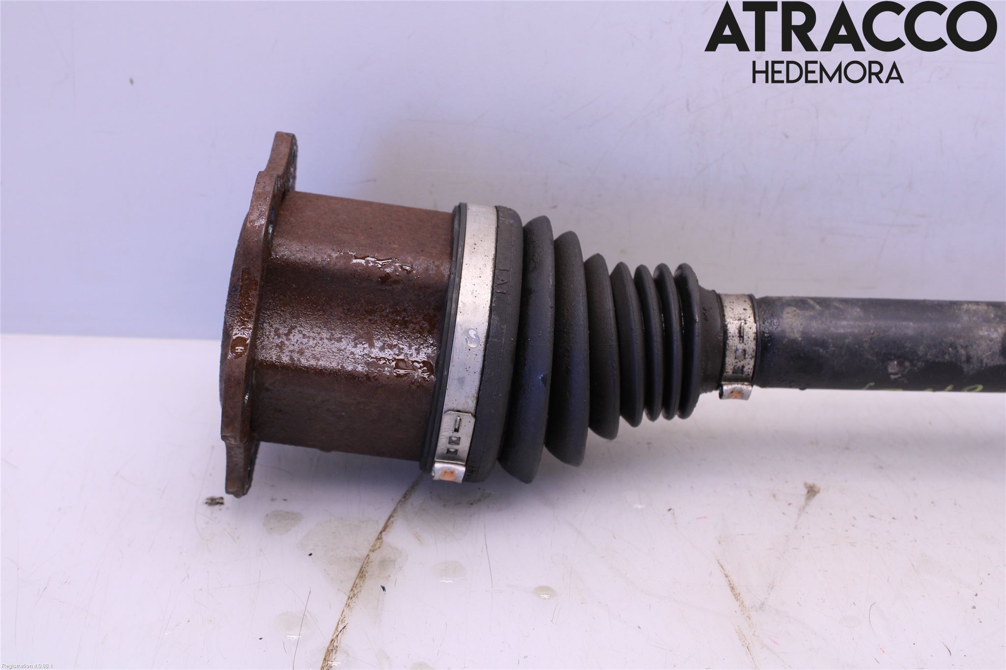 Audi A6 ALLROAD 12-18 Drivaxel Fram Vänster