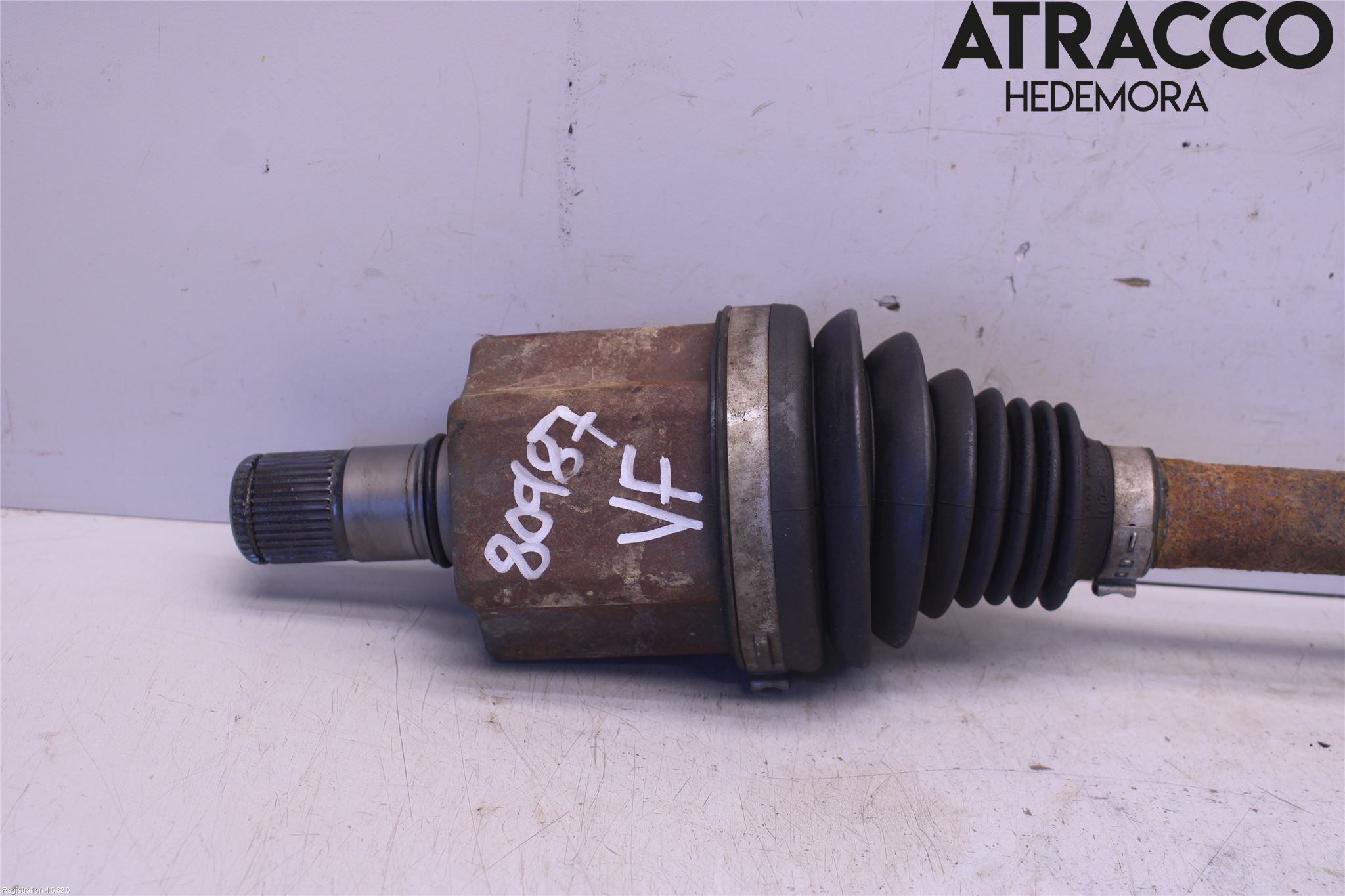 Volkswagen VW TIGUAN 16-24 Drivaxel Fram Vänster