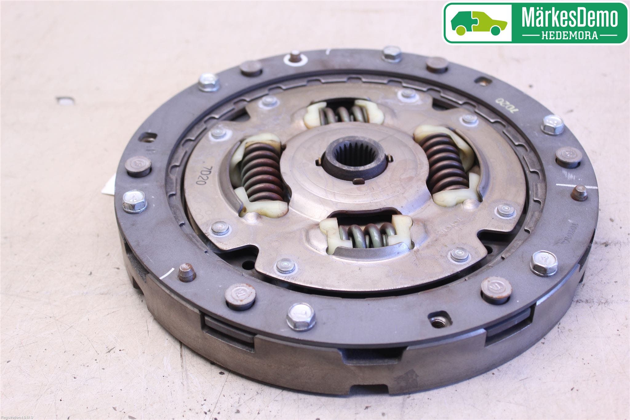 Toyota PRIUS NWH20 04-08 Svänghjul Aut