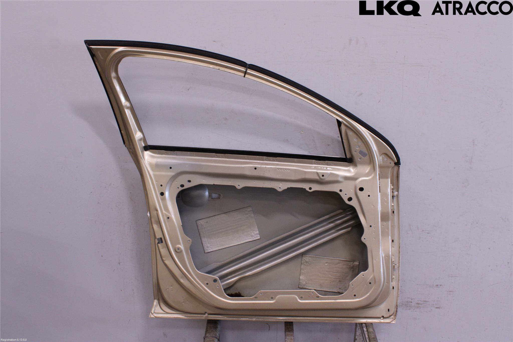 Volvo V60 11-13 Dörr Fram Vänster
