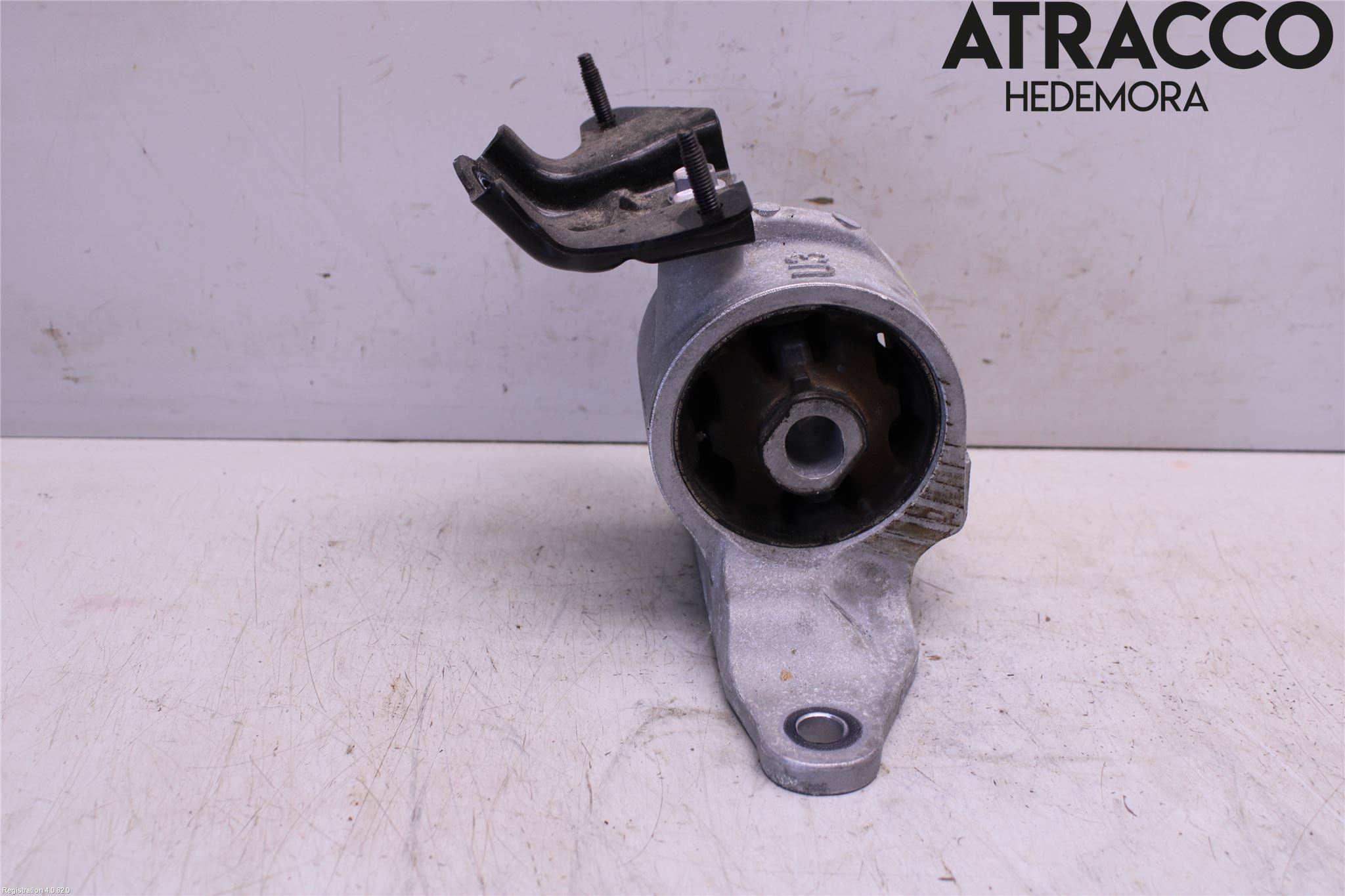 Toyota RAV4 19- Växellådsfäste