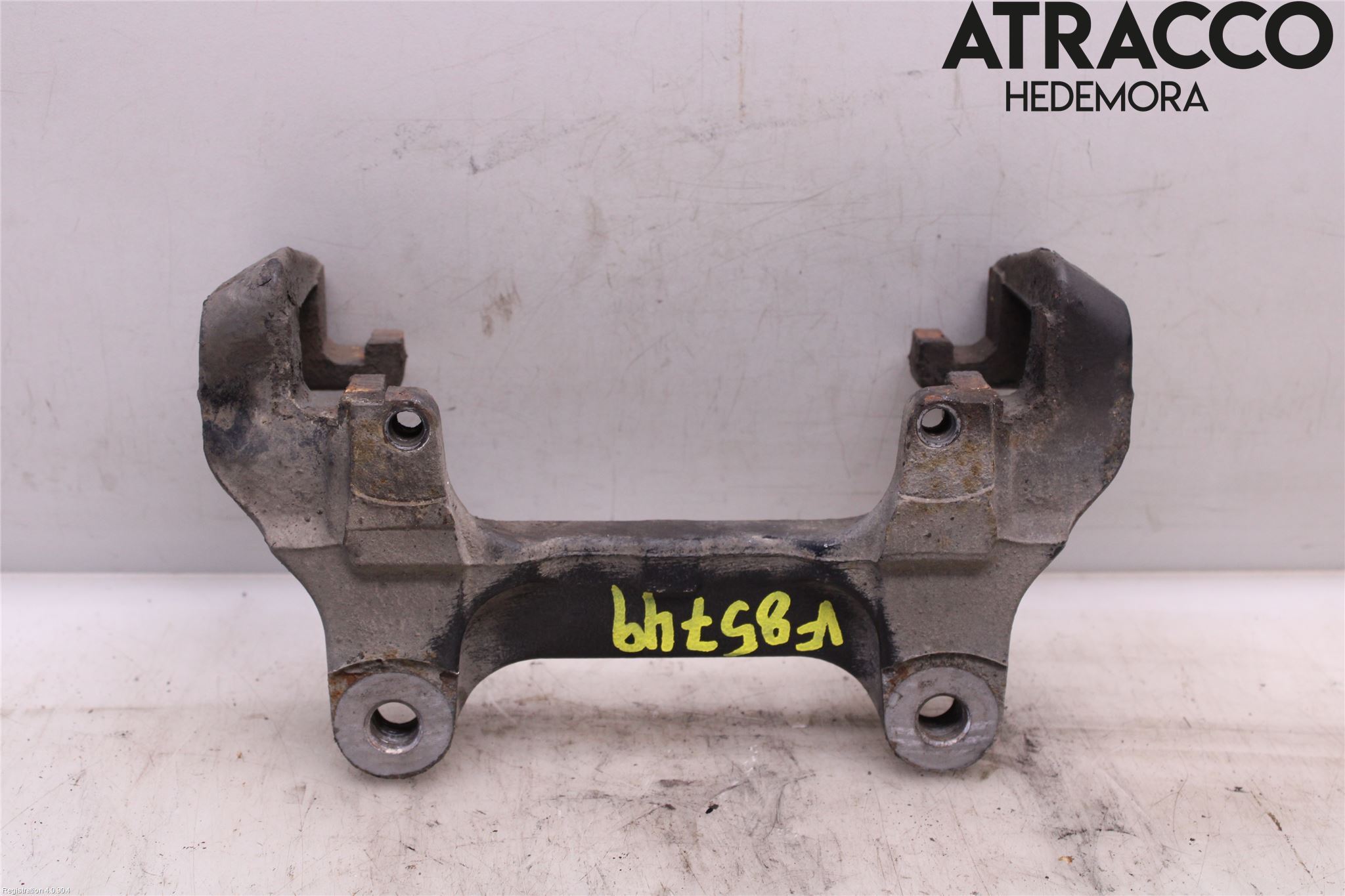 Audi A6/S6     05-11 Bromsokshållare