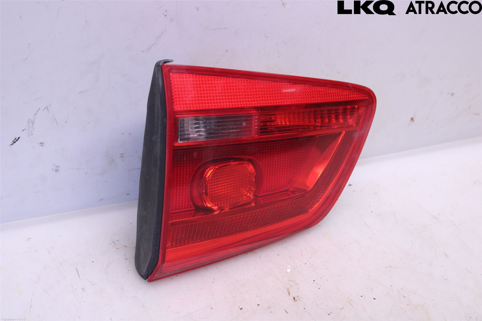 Volkswagen VW TOURAN 16- Bakljus Lucka Hö