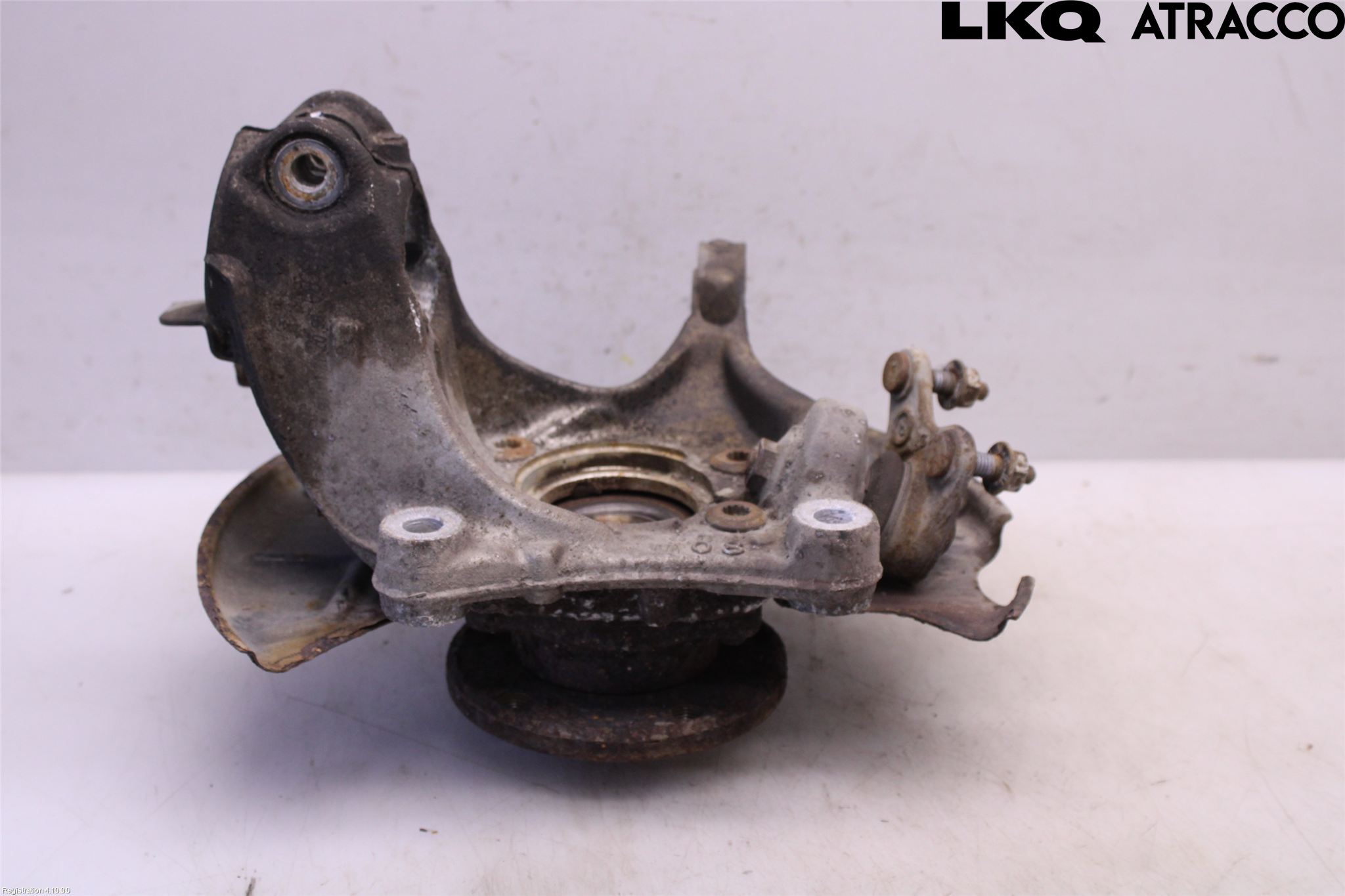 Volkswagen VW PASSAT 11-14 Styrspindel Lagerhus Hö