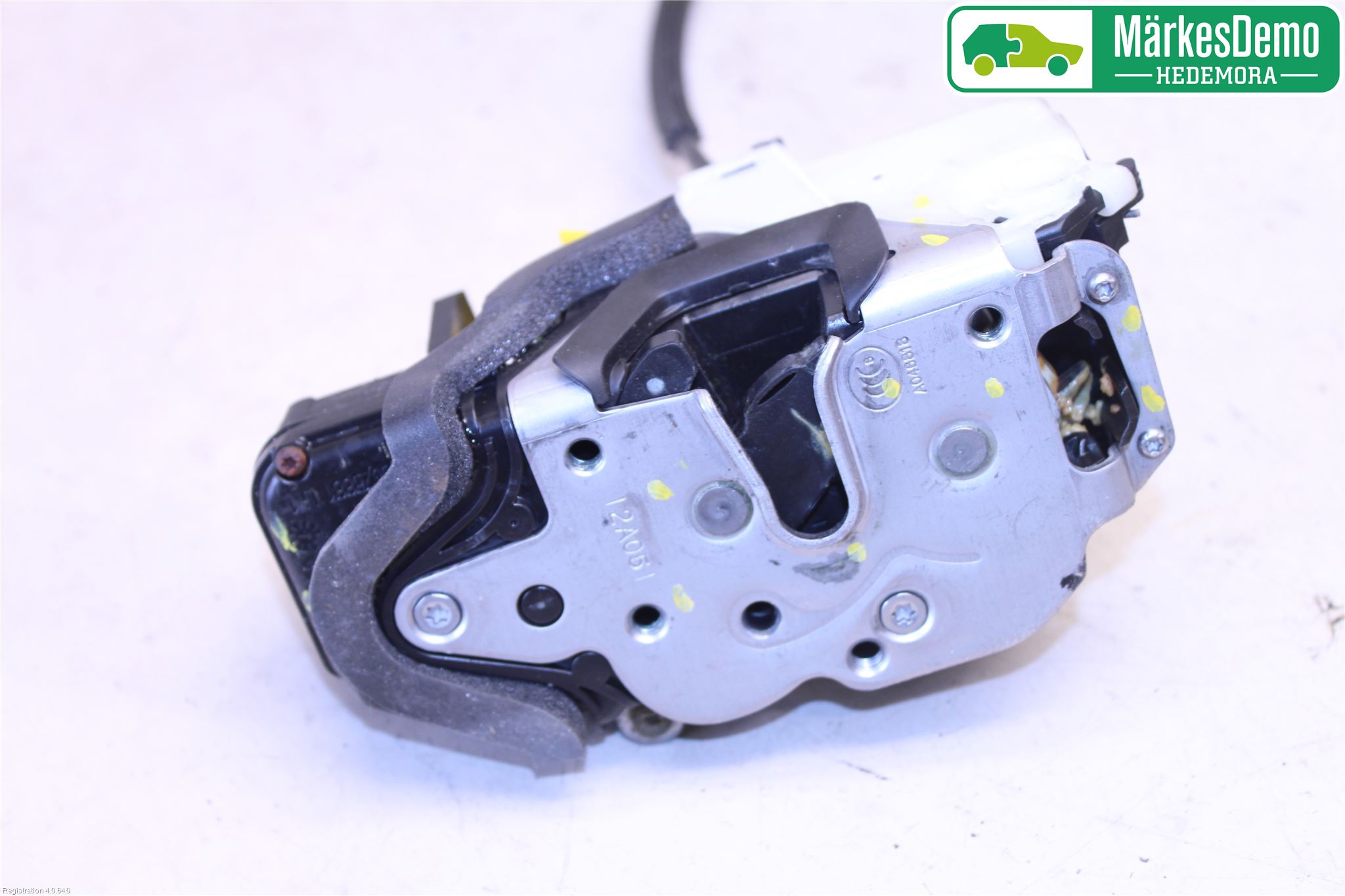 Opel INSIGNIA 09-16 Låskista-Dörrlås