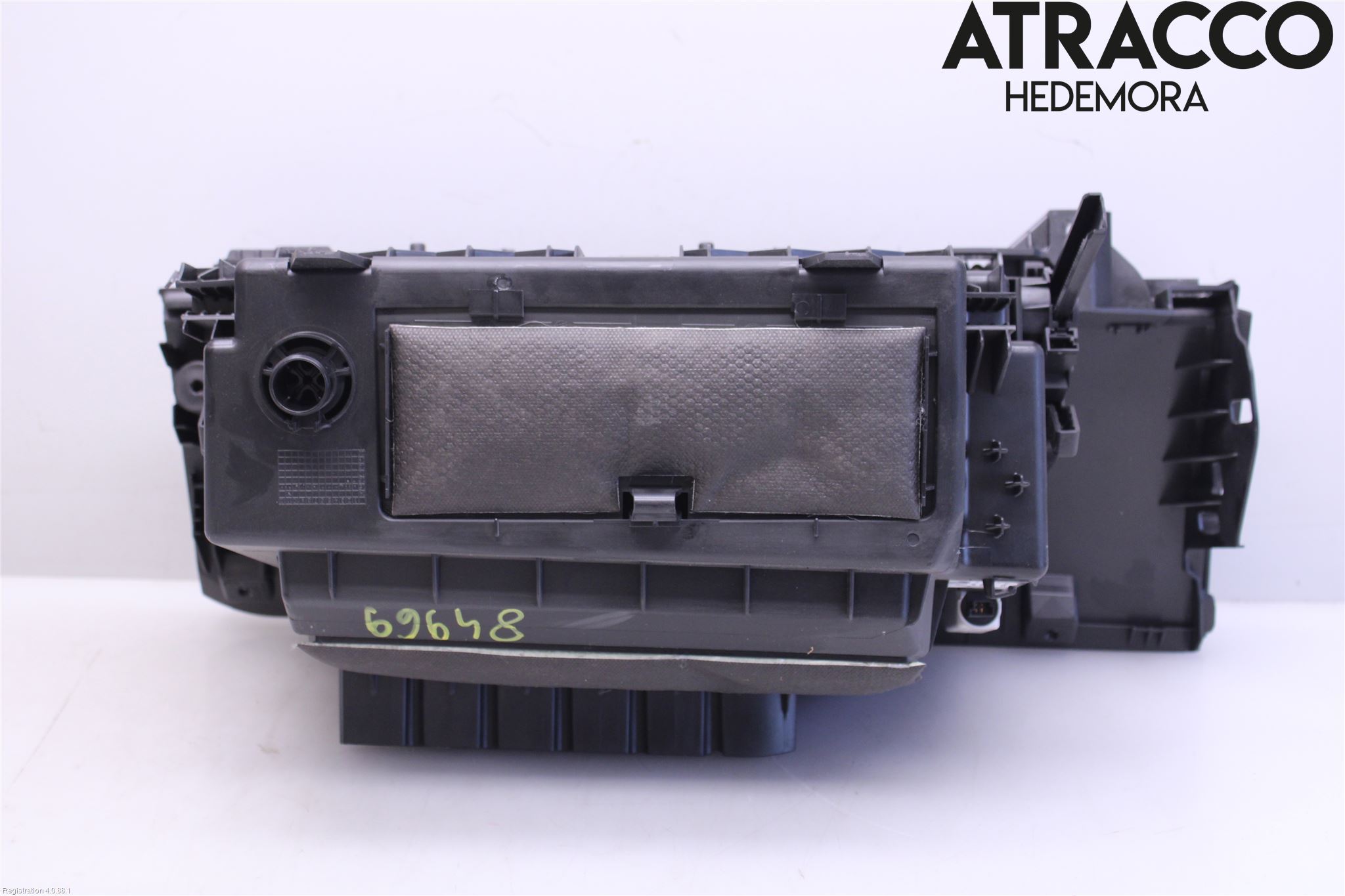 BMW X1 F48 15-22 Handskfack