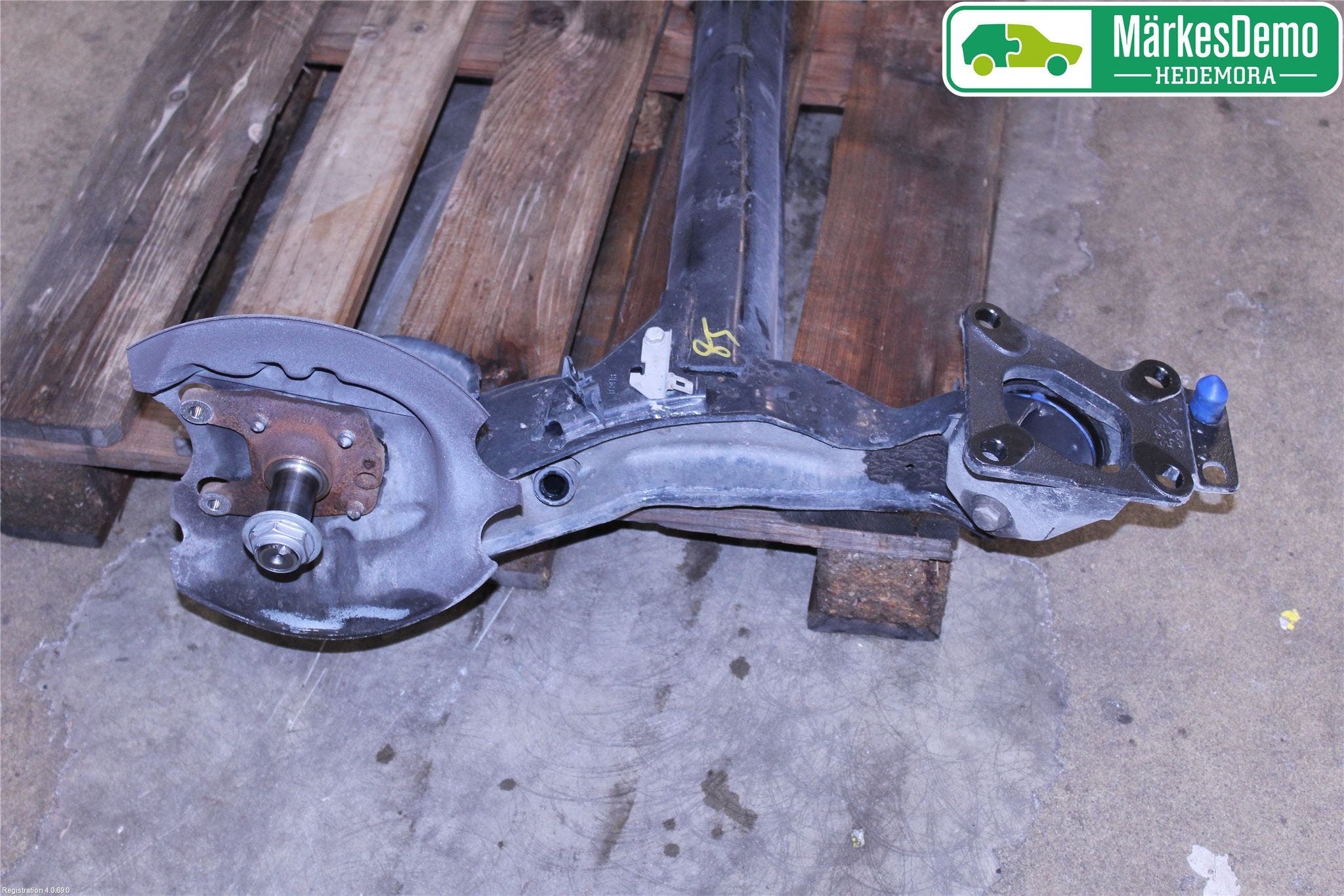 Peugeot PARTNER 16-18 Bakaxelbalk