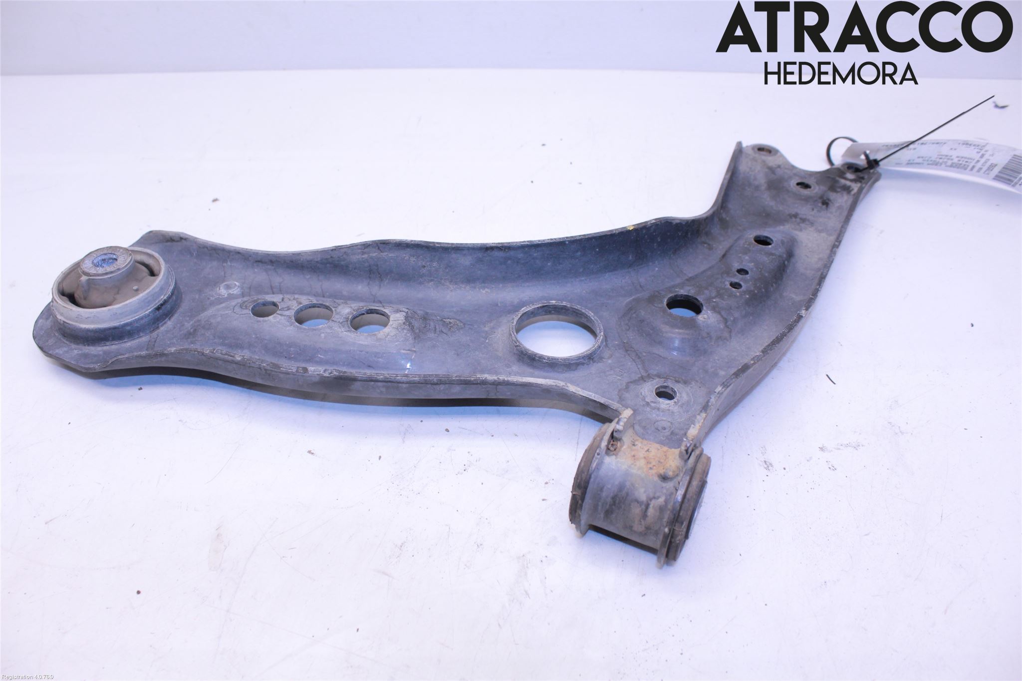 Skoda OCTAVIA (5E) 13-20 Bärarm Fram Undre Hö