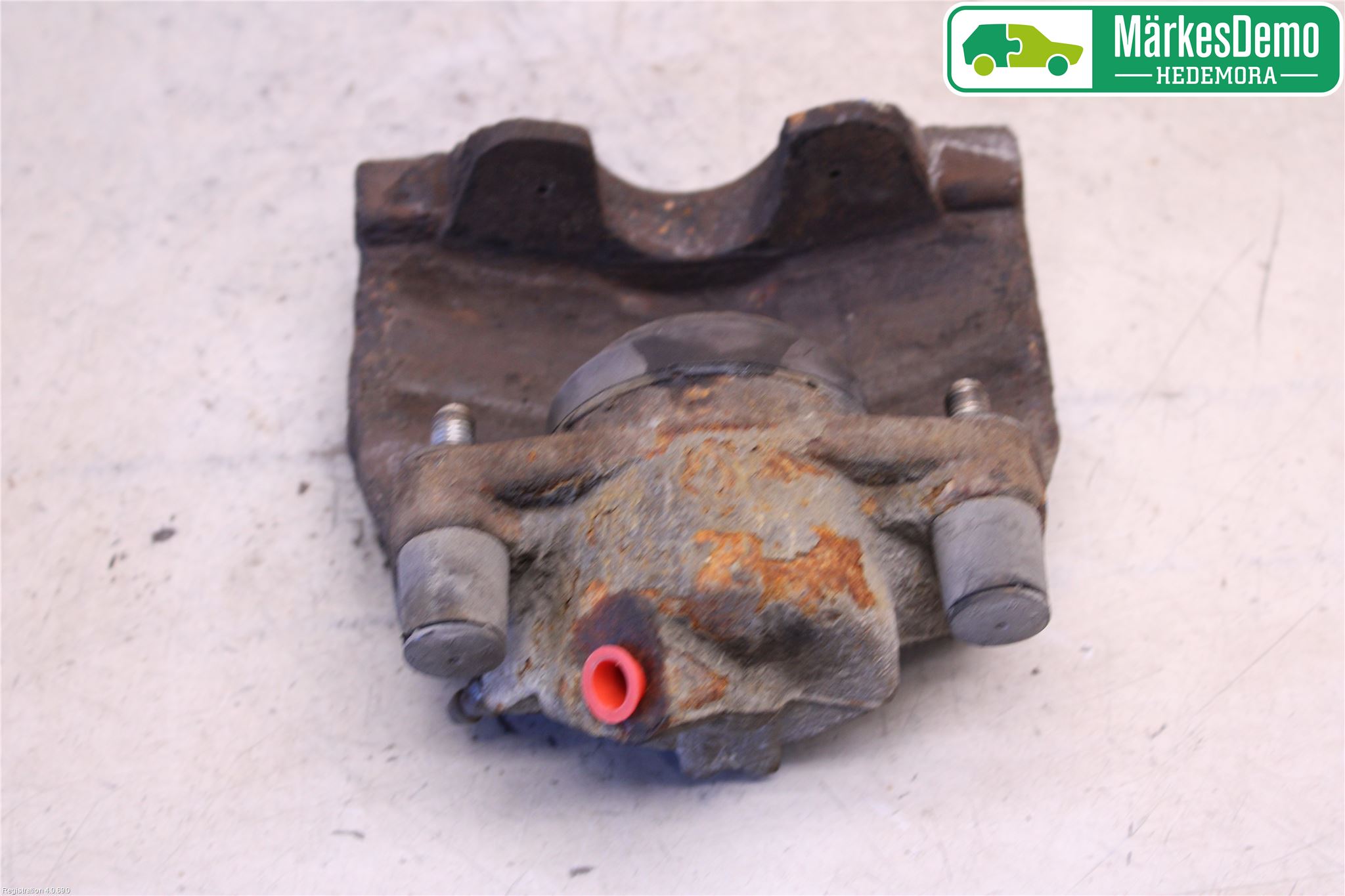 Dacia DUSTER 10-17 Bromsok Fram Höger