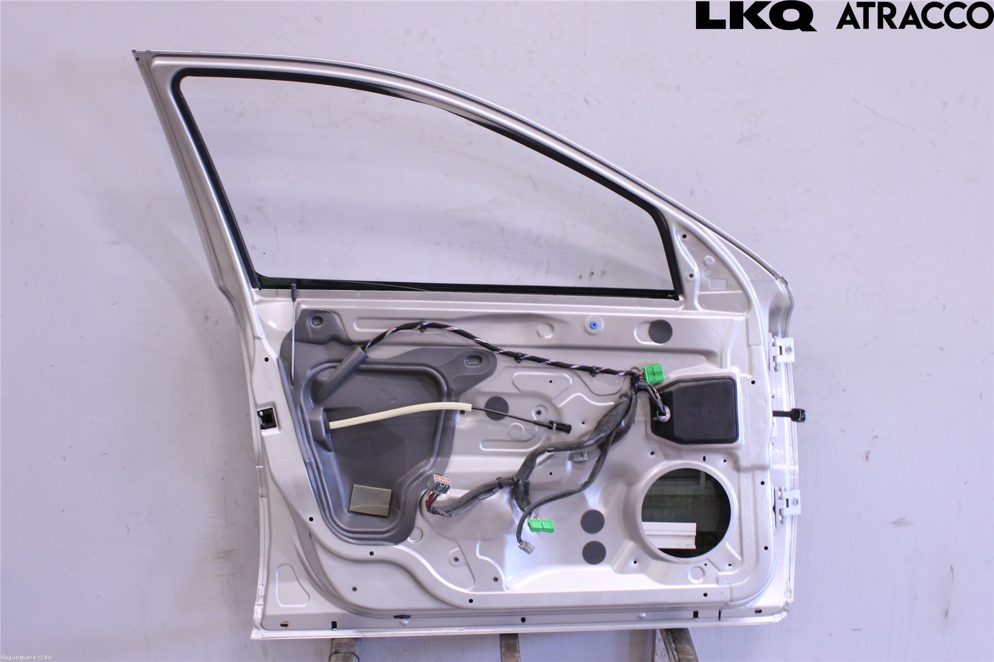 Volvo V70 00-04 Dörr Fram Vänster