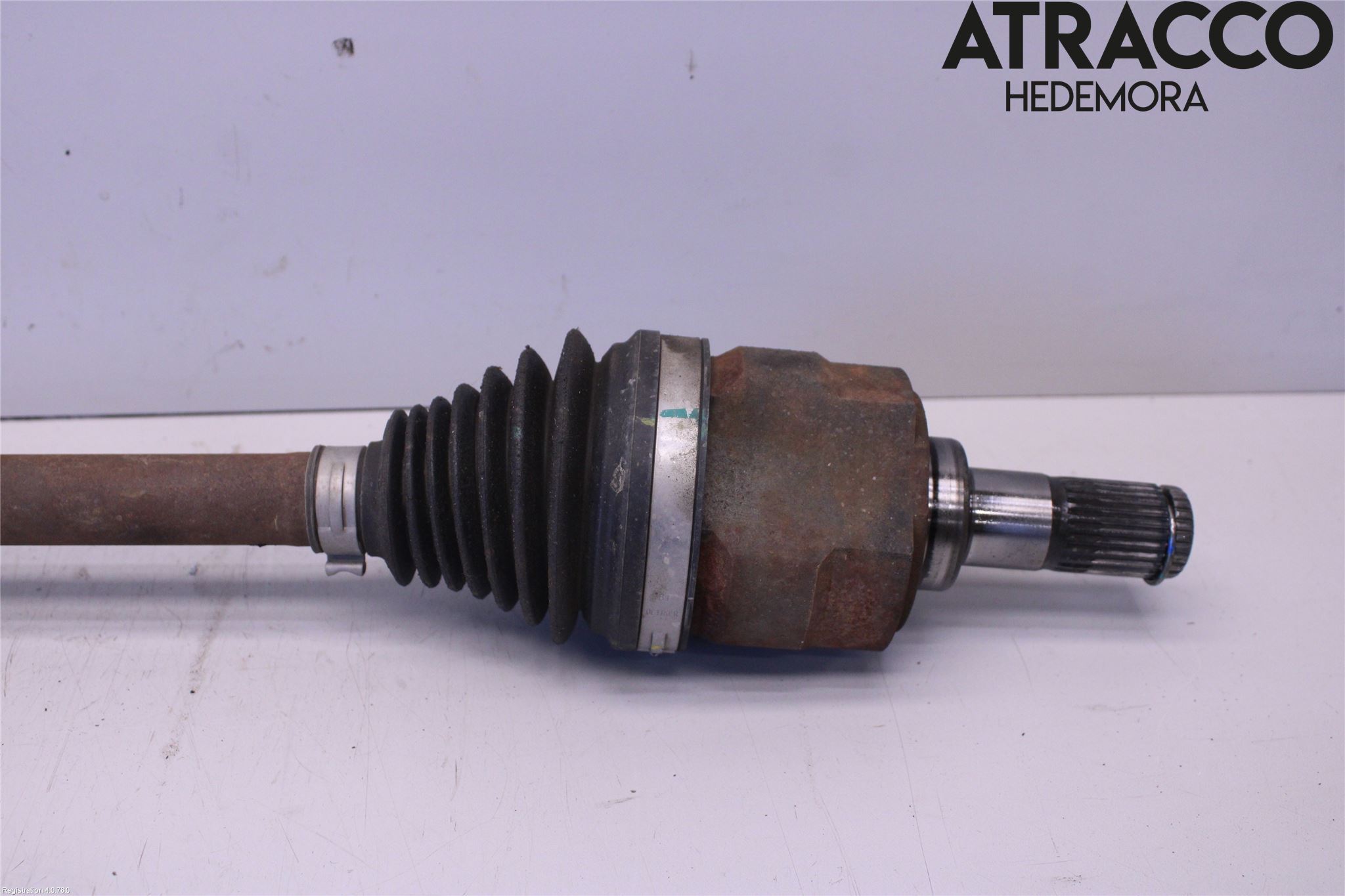 Hyundai i20 GB 15-20 Drivaxel Fram Höger
