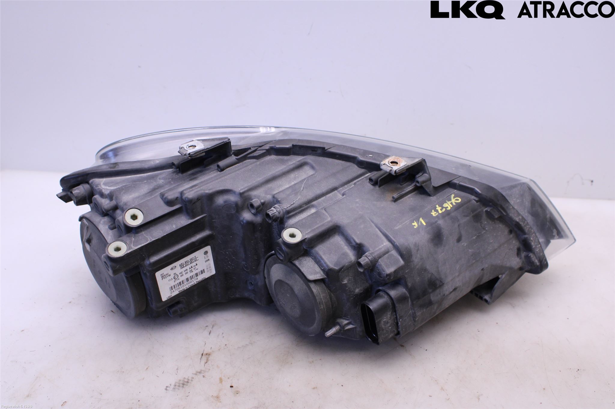 Volkswagen VW POLO 10-17 Strålkastare Vänster