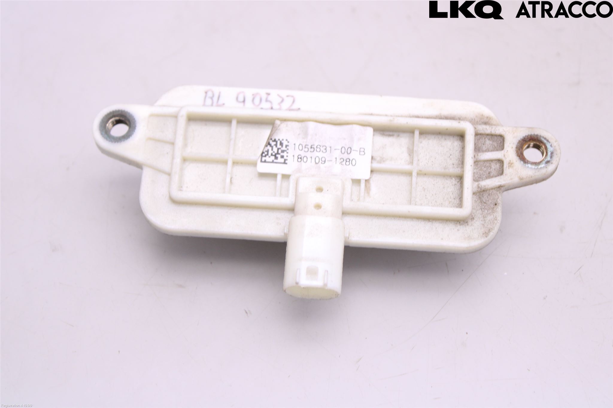 Tesla MODEL X 16- Bakluckehandtag