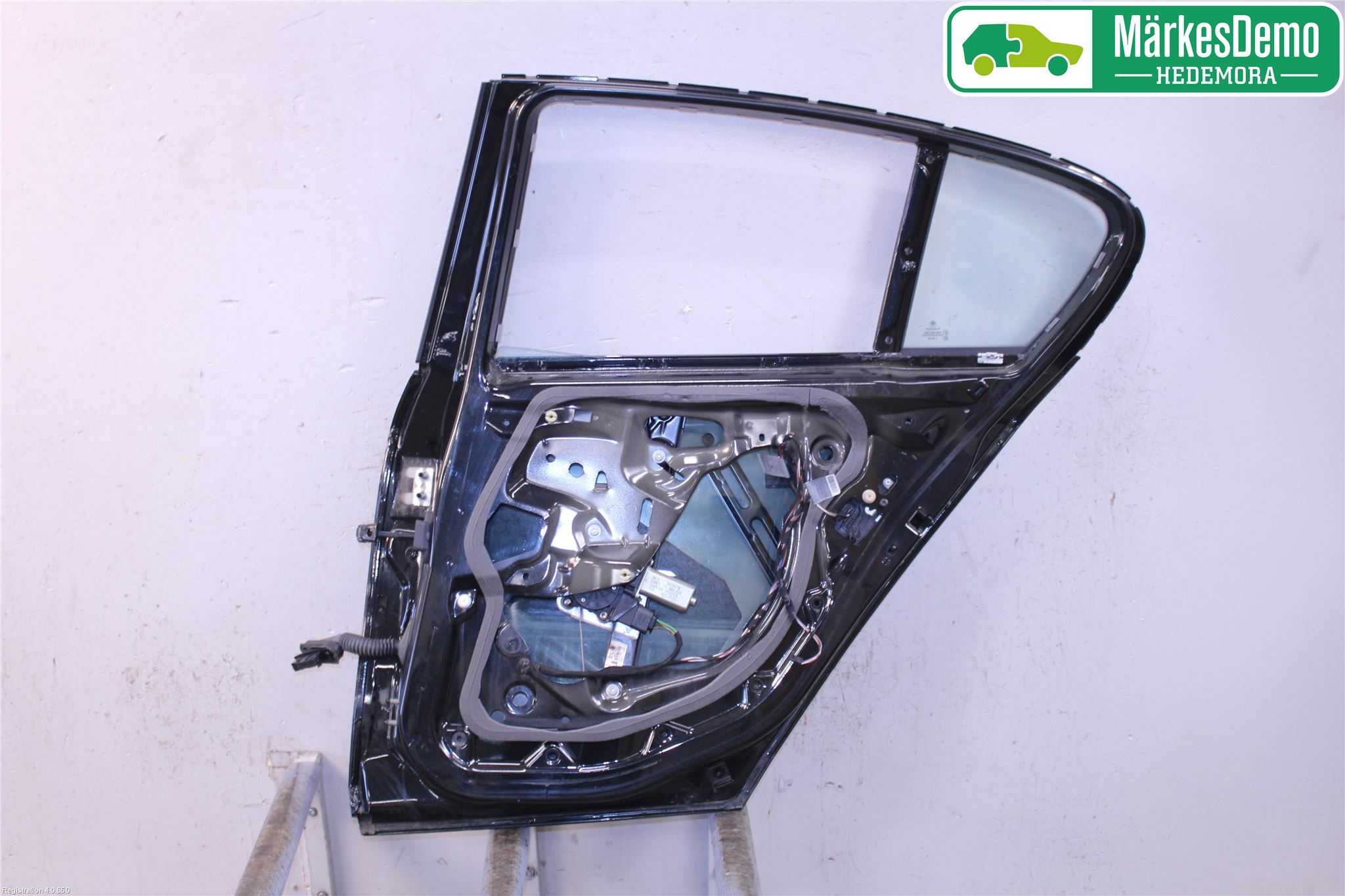 BMW 1 E87/81 5D/3D 03-11 Dörr Bak Höger