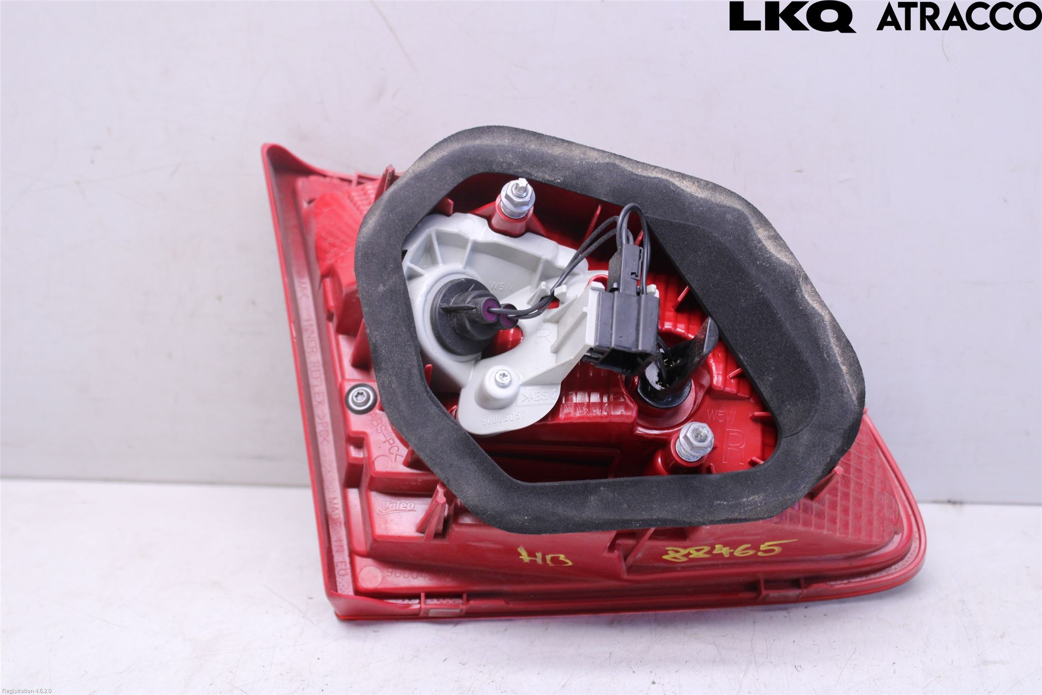Volkswagen VW PASSAT 11-14 Bakljus Lucka Hö