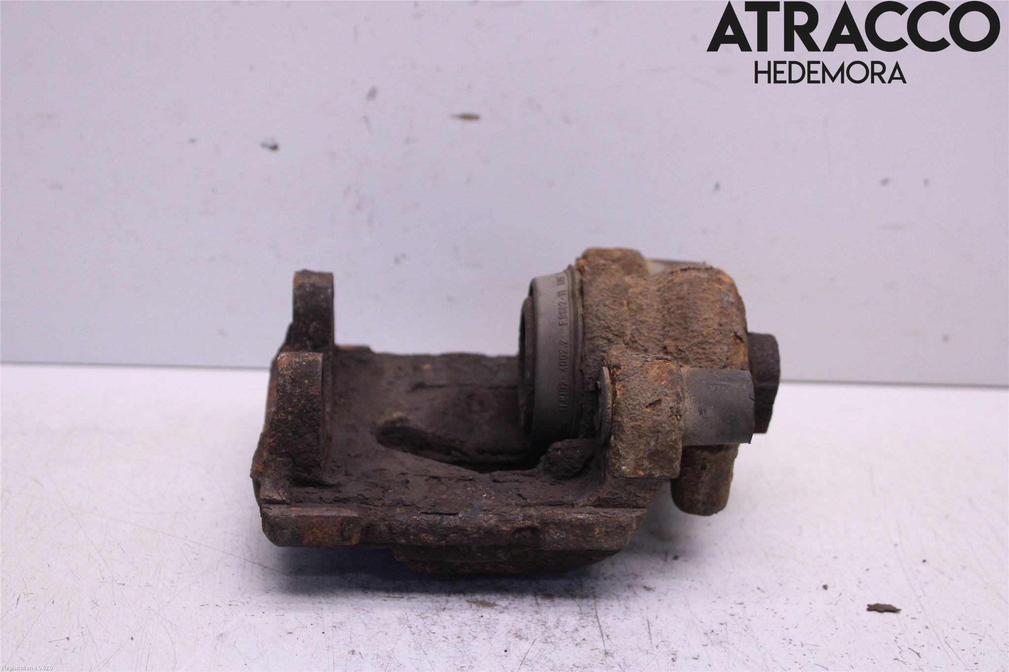 BMW 1 E87/81 5D/3D 03-11 Bromsok Bak Vänster