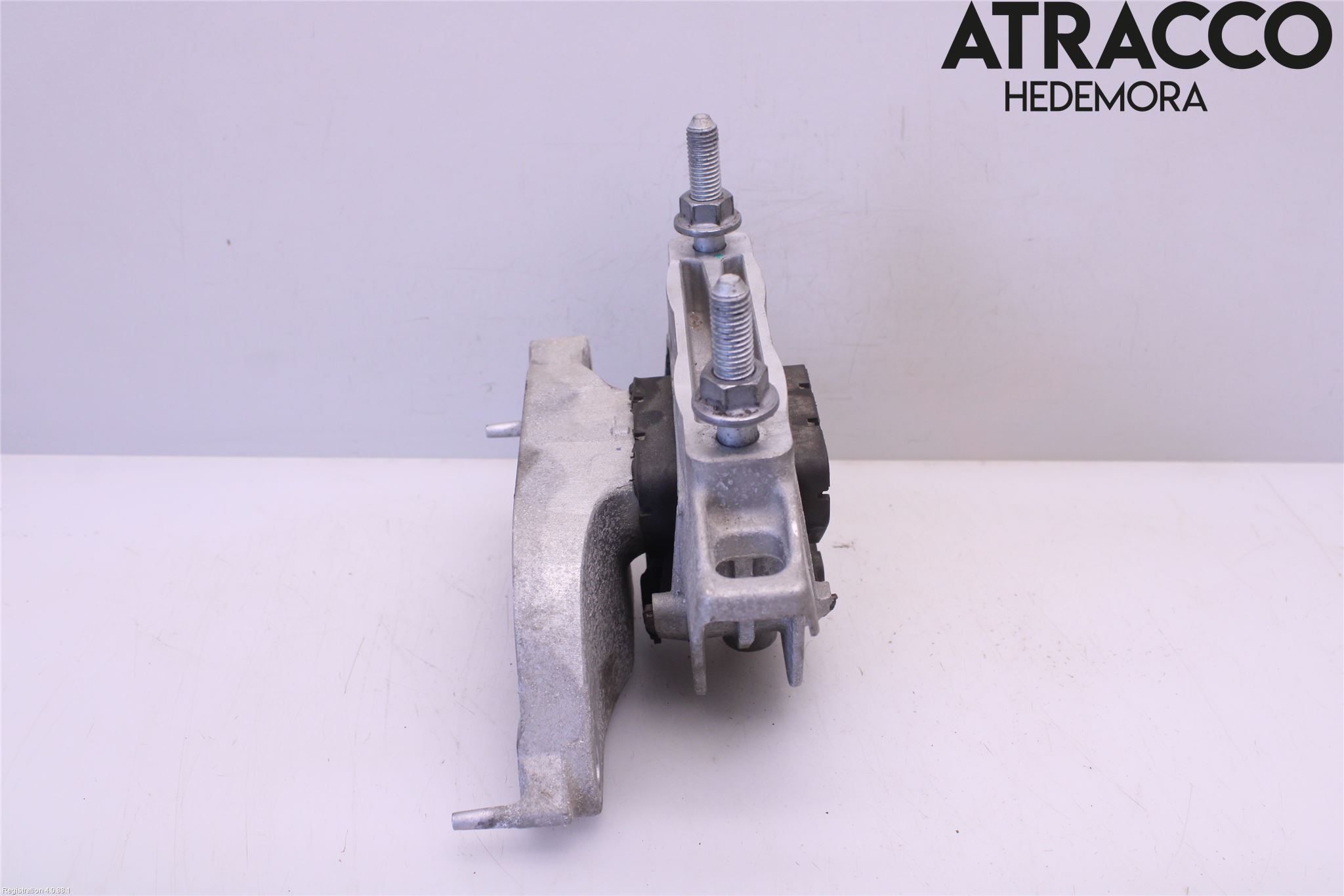 Peugeot 2008/E-2008 20- Motorfäste