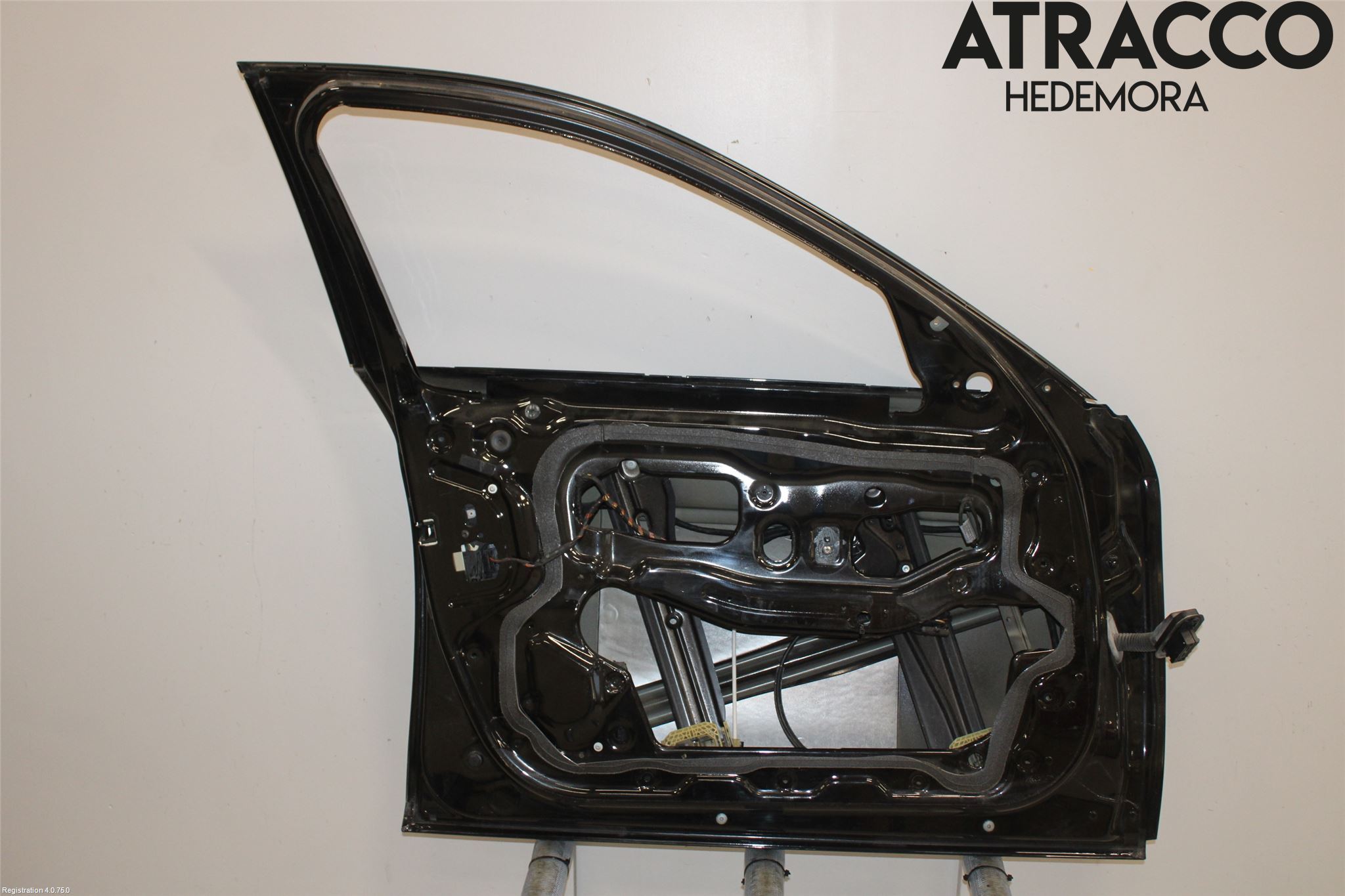 BMW 5 F10/F11/F18 09-17 Dörr Fram Vänster