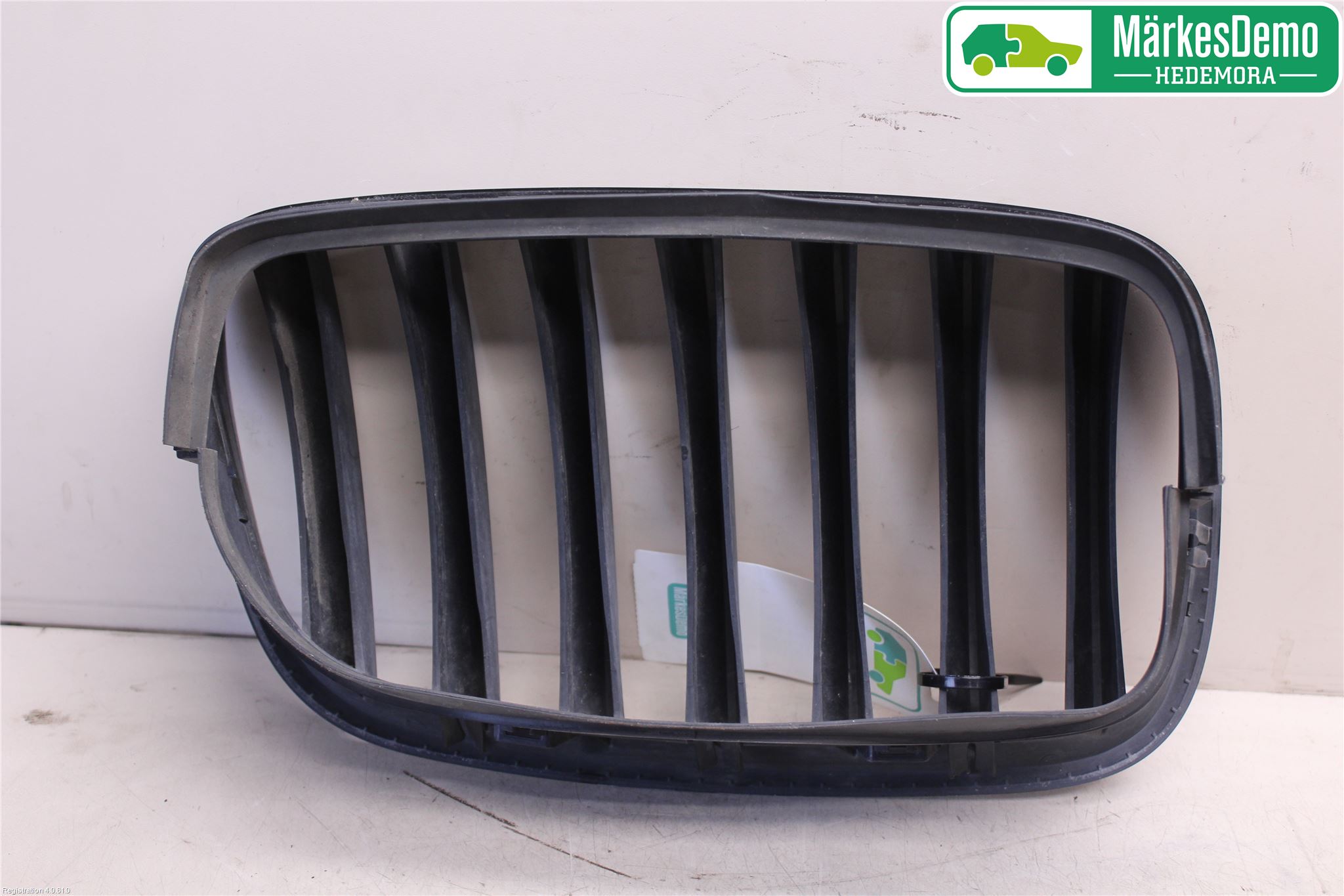 BMW X6 E71/E72   08-14 Grilldel Vänster