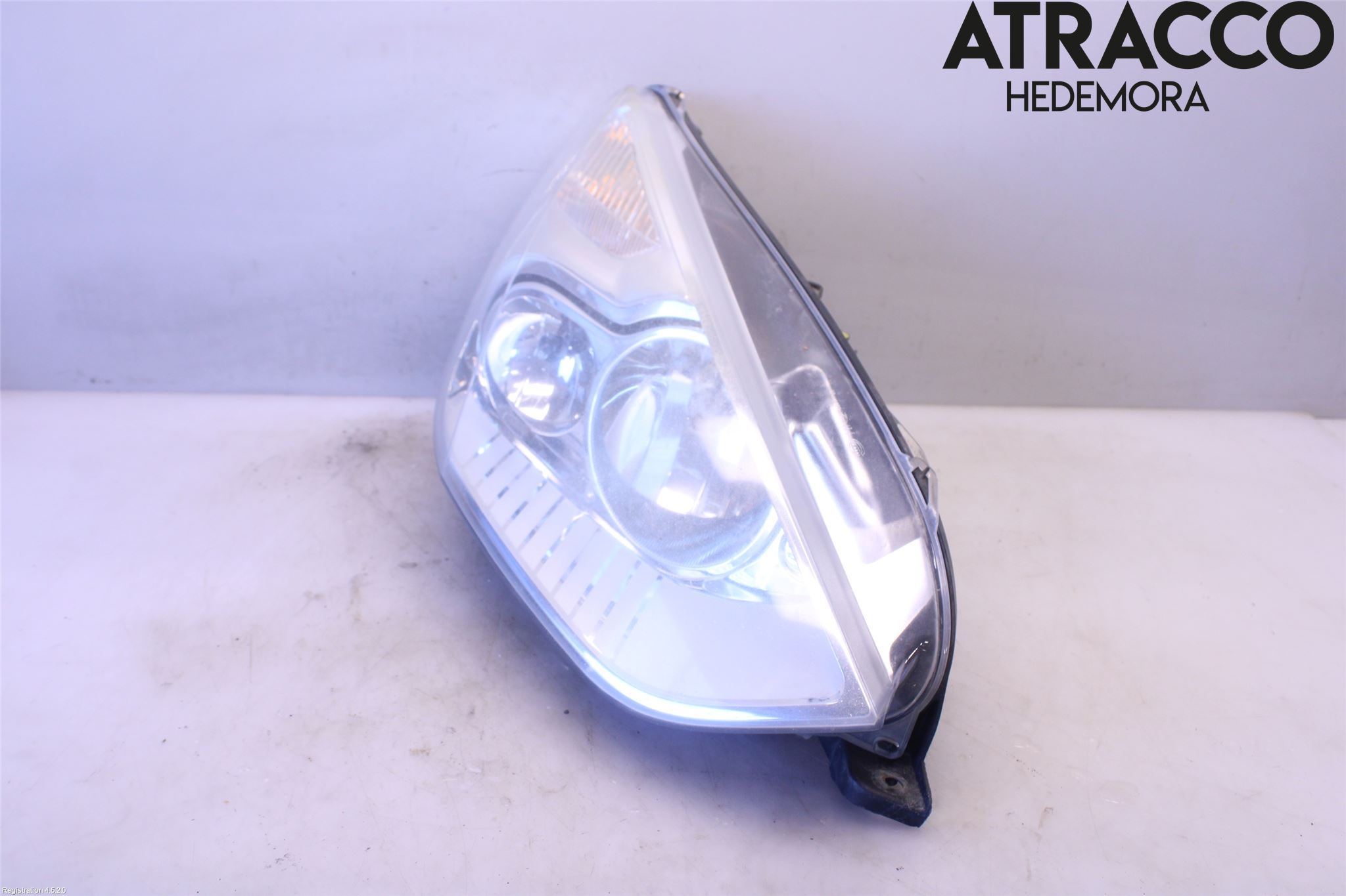 Ford S-MAX 06-15 Strålkastare Höger