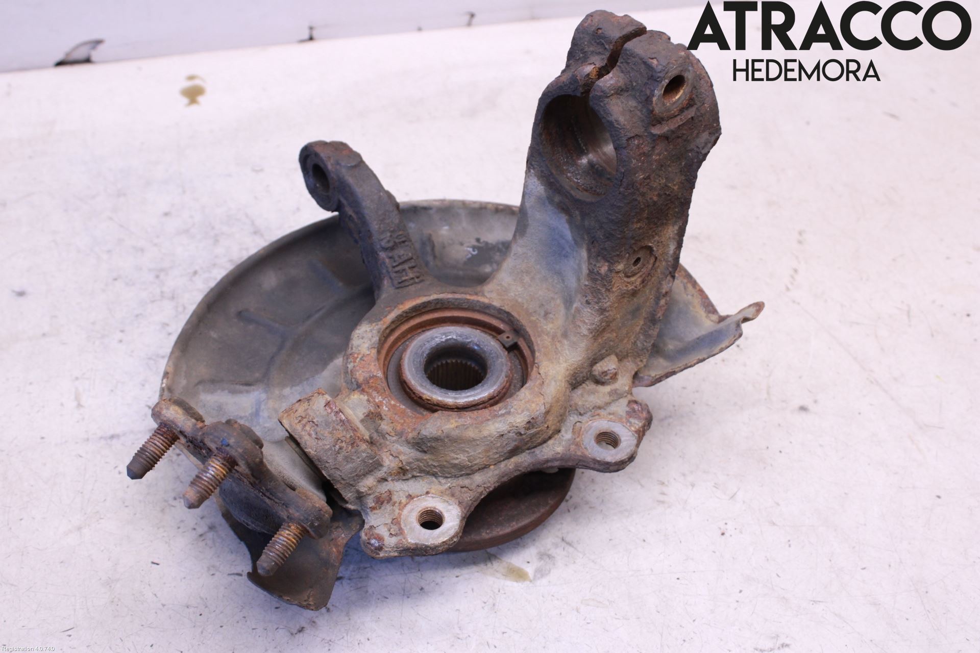 Audi A1/S1 11-18 Styrspindel Lagerhus Vä