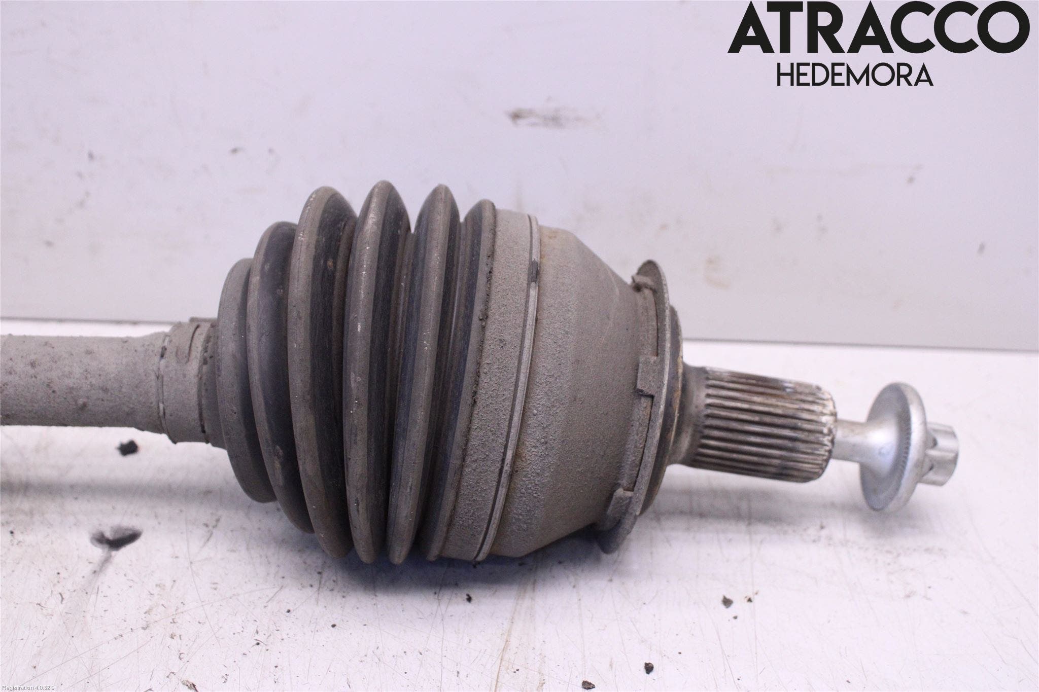 Mercedes-Benz MB CLA-KLASS (C117/X117) 13-19 Drivaxel Fram Vänster