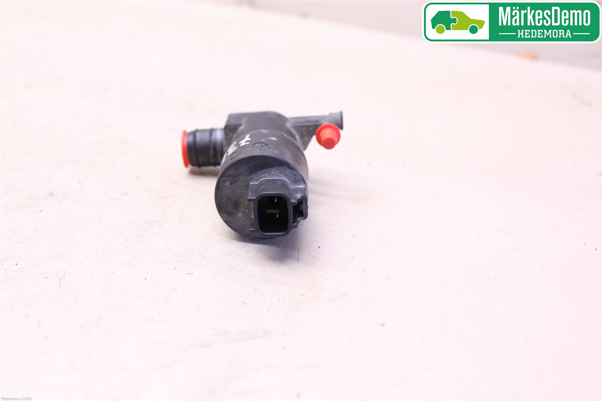 Toyota VERSO 09-18 Spolarpump Baklucka