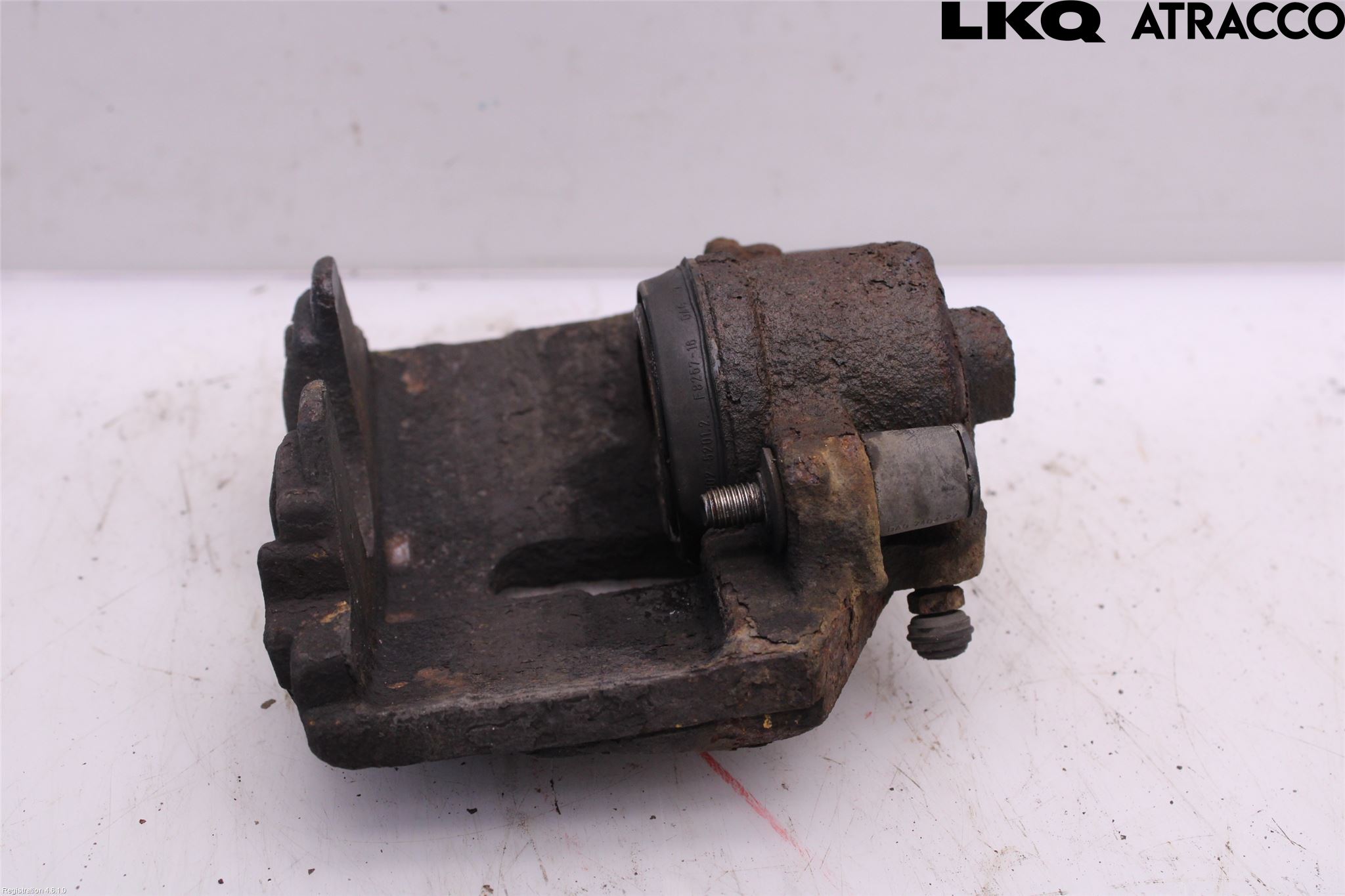 Volkswagen VW PASSAT 11-14 Bromsok Fram Höger
