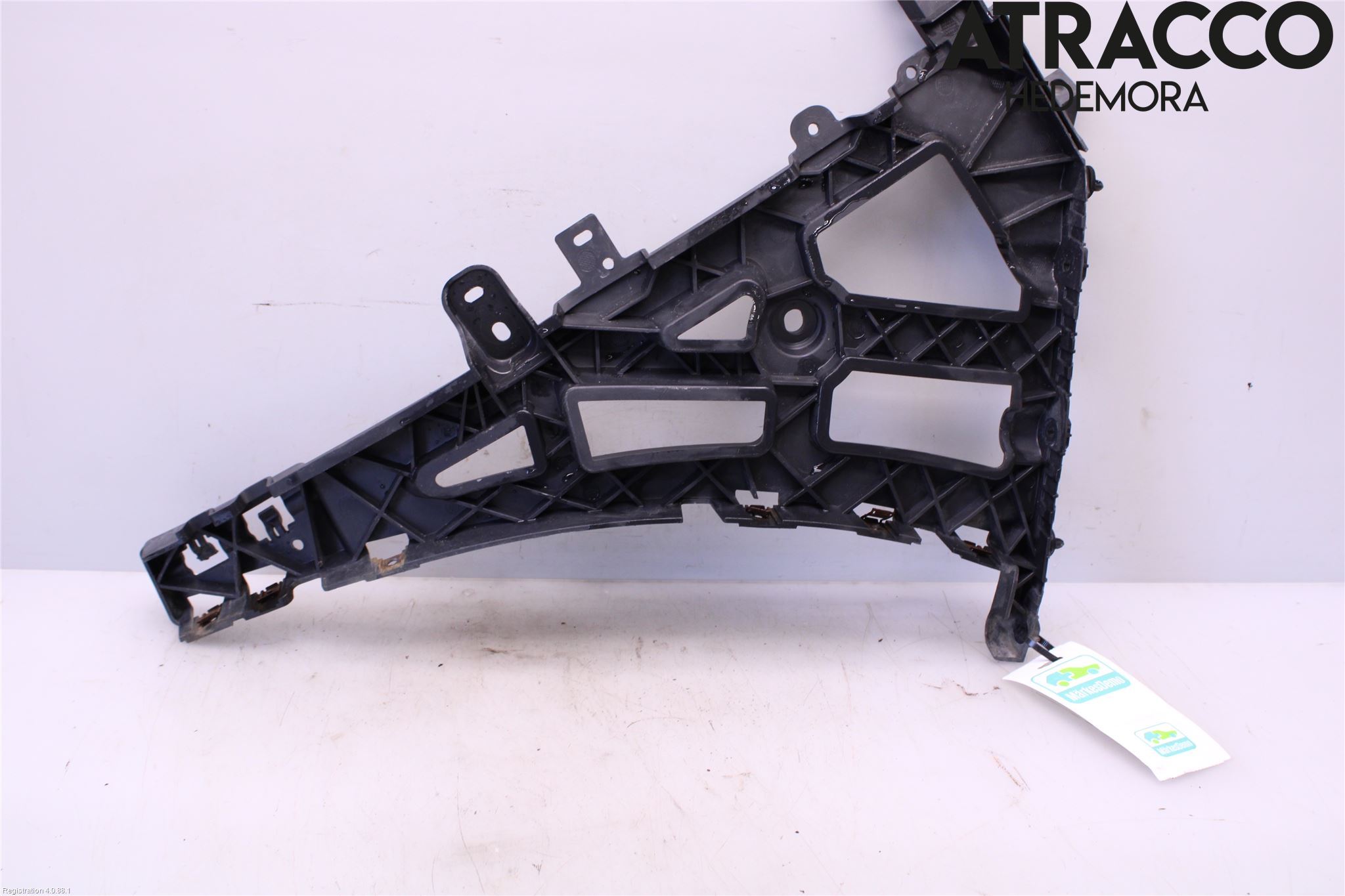 Jaguar F-PACE Stötfångarfäste Bak Hö