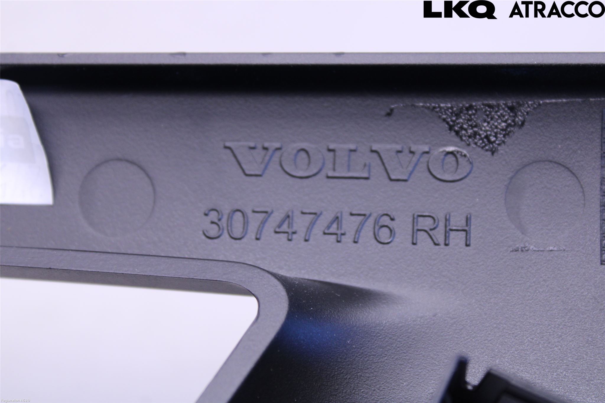 Volvo V60 CROSS COUNTRY 19- Dörr Dekorlist Fram Hö