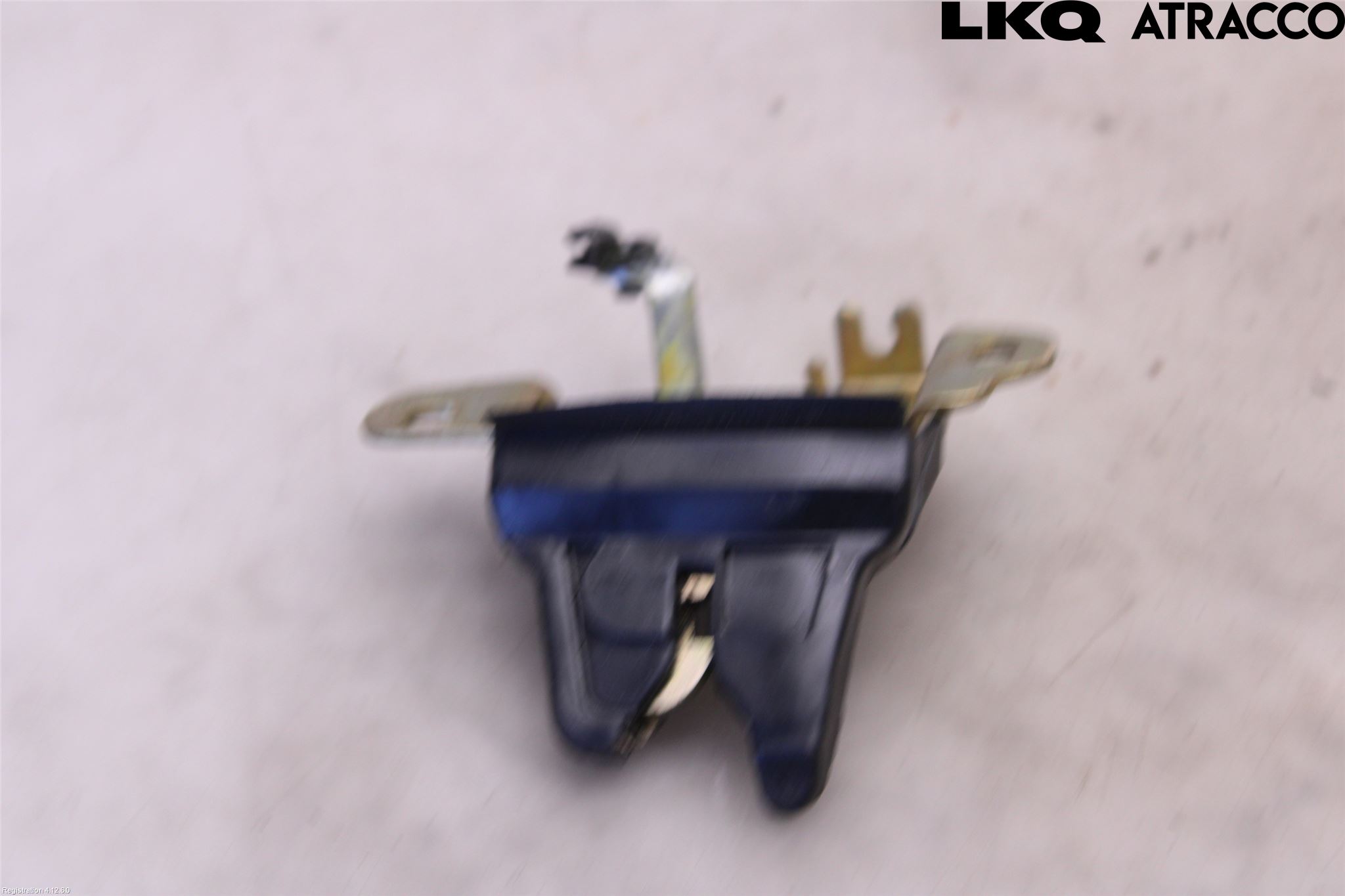 Toyota AVENSIS 98-02 Låskista Baklucka