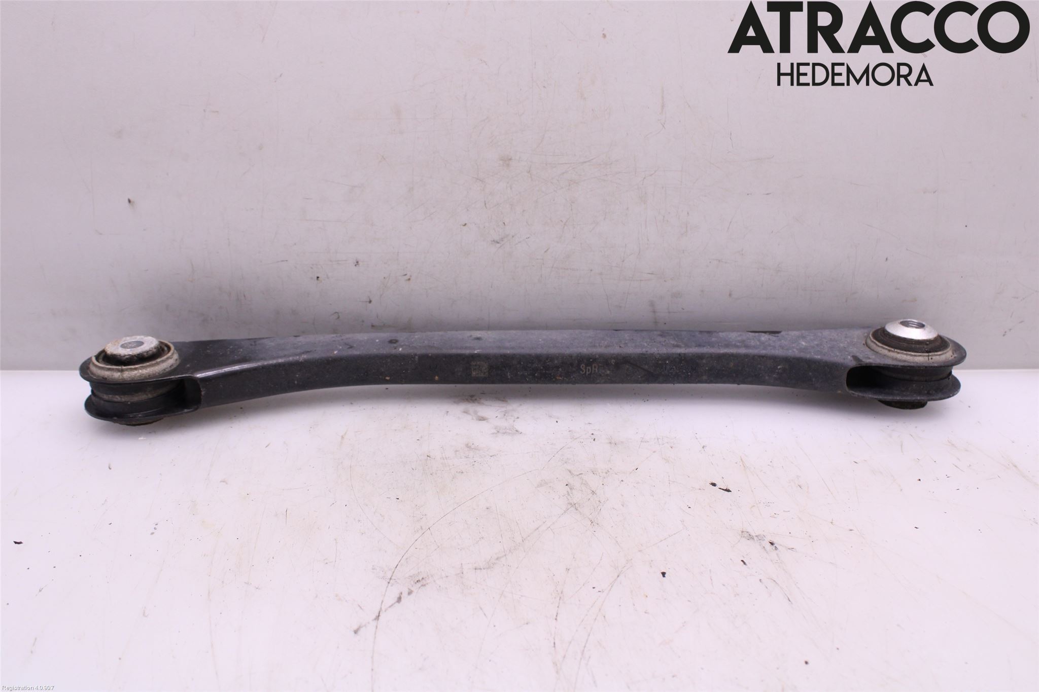 BMW 5 G30/G31/F90 17-23 Bärarm Bak Övre Höger