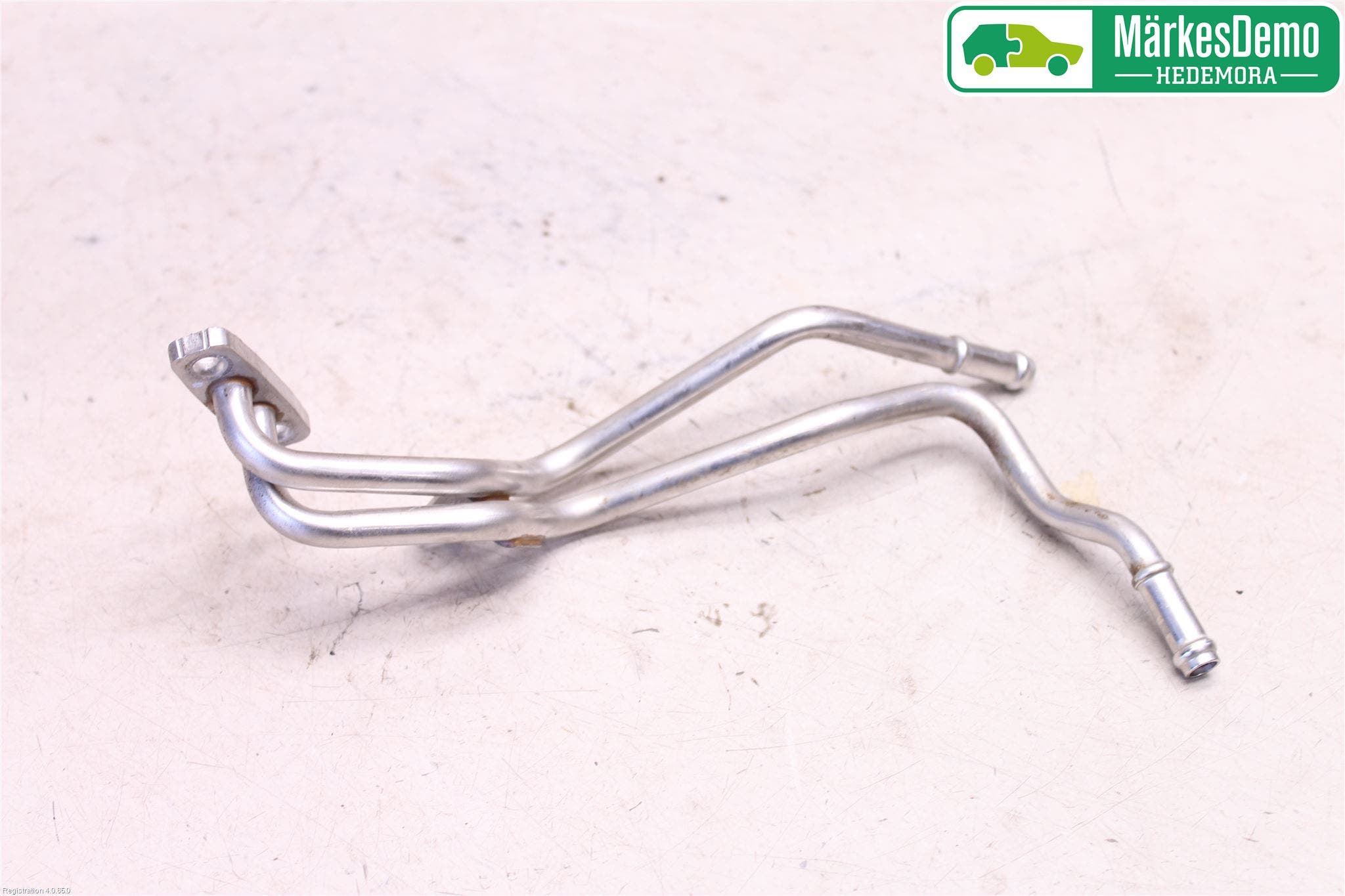 Audi Q5 09-16 Turbovattenrör