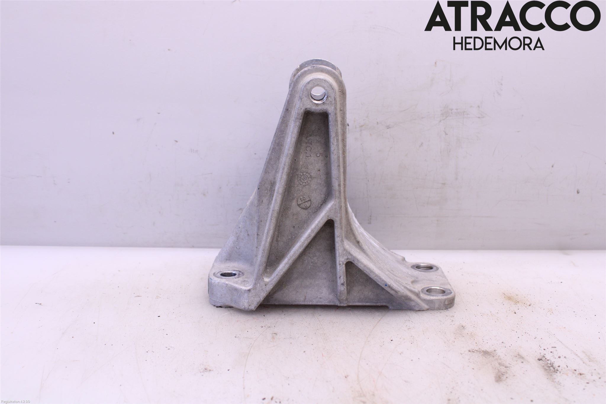 Nissan LEAF 18- Motorfäste