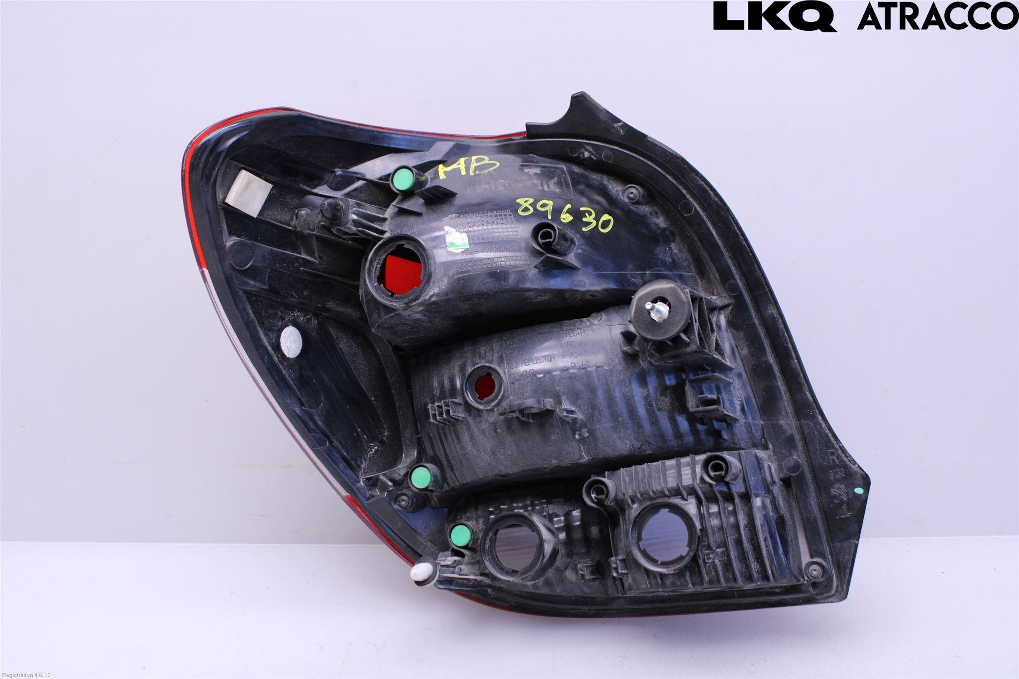 Peugeot 108 15-22 Bakljus Höger