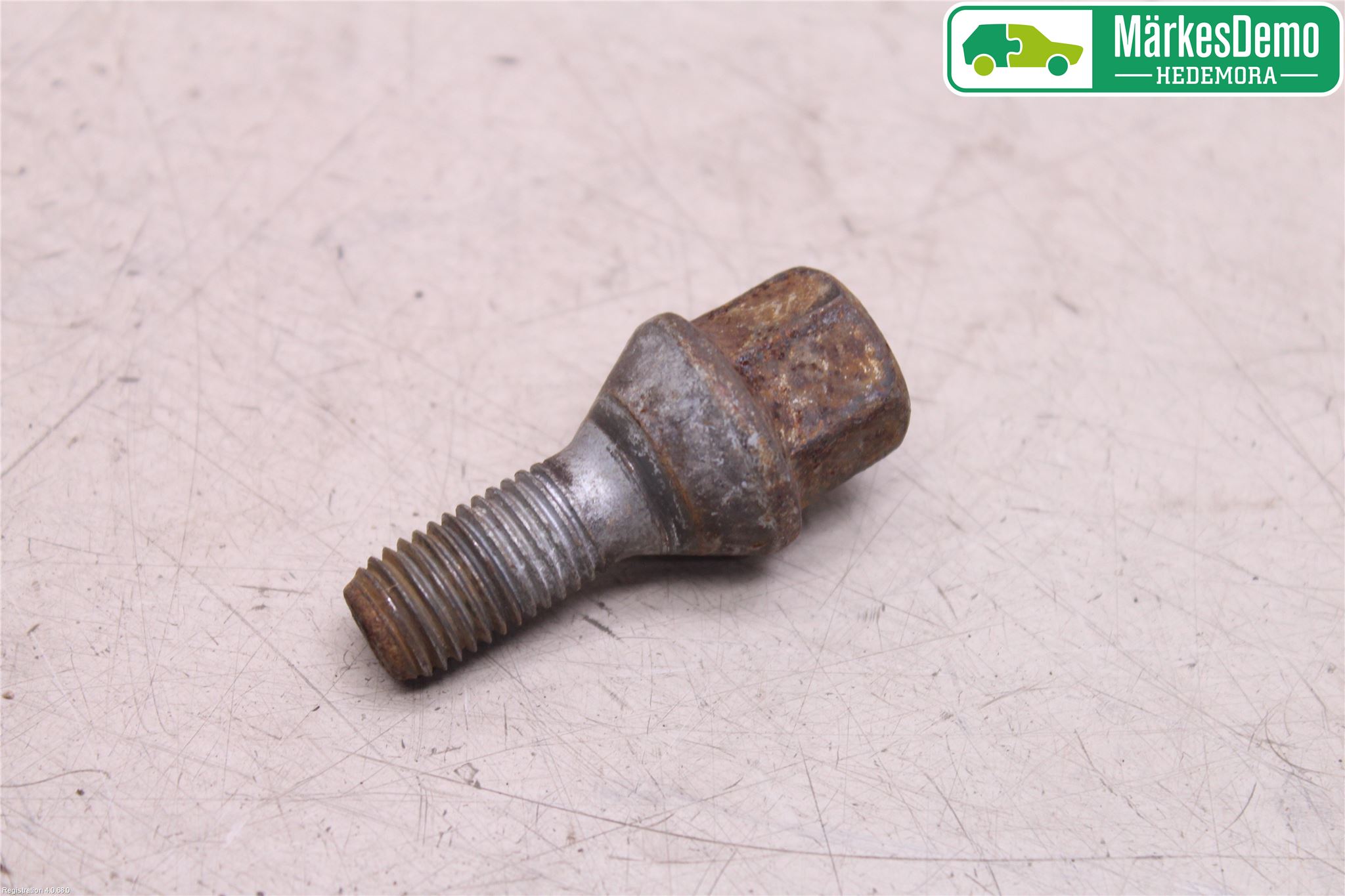 Dacia SANDERO/STEPWAY 13-20 Hjulmutter-Bult-Sats