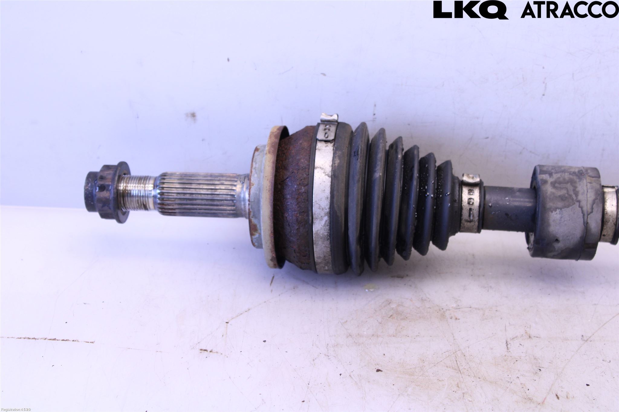 Toyota AVENSIS 16-18 Drivaxel Fram Vänster