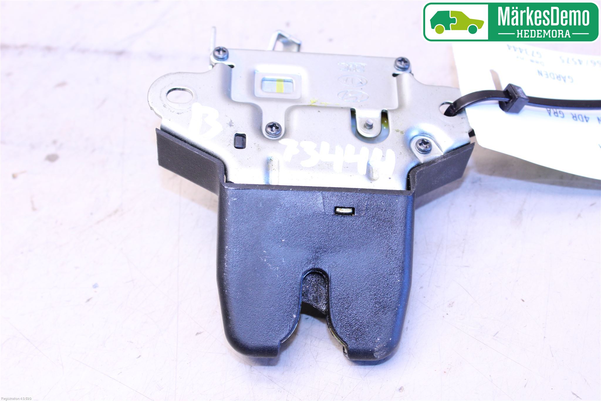 Kia OPTIMA 00-15 Låskista Baklucka