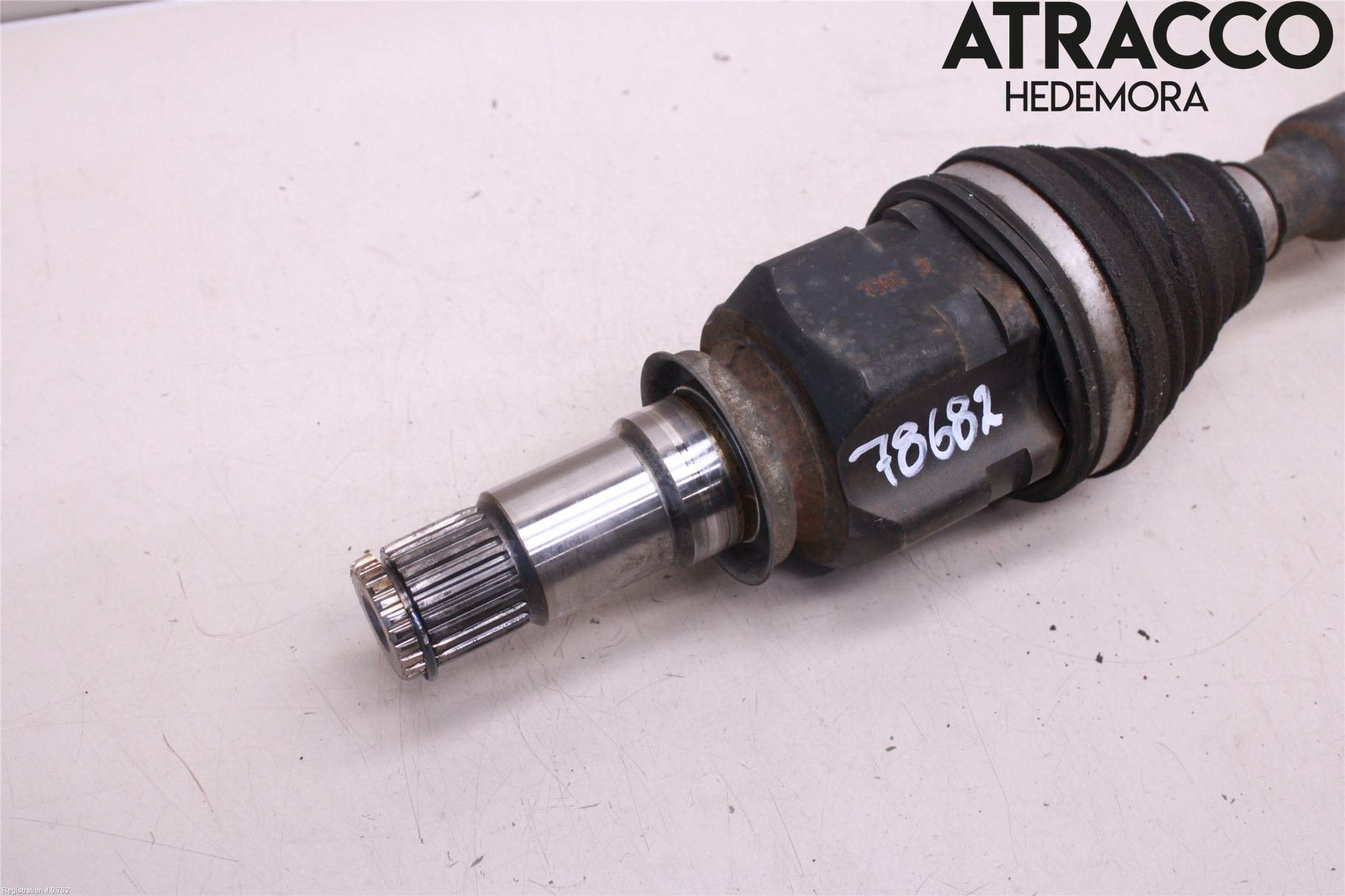 Toyota AURIS 10-12 Drivaxel Fram Höger