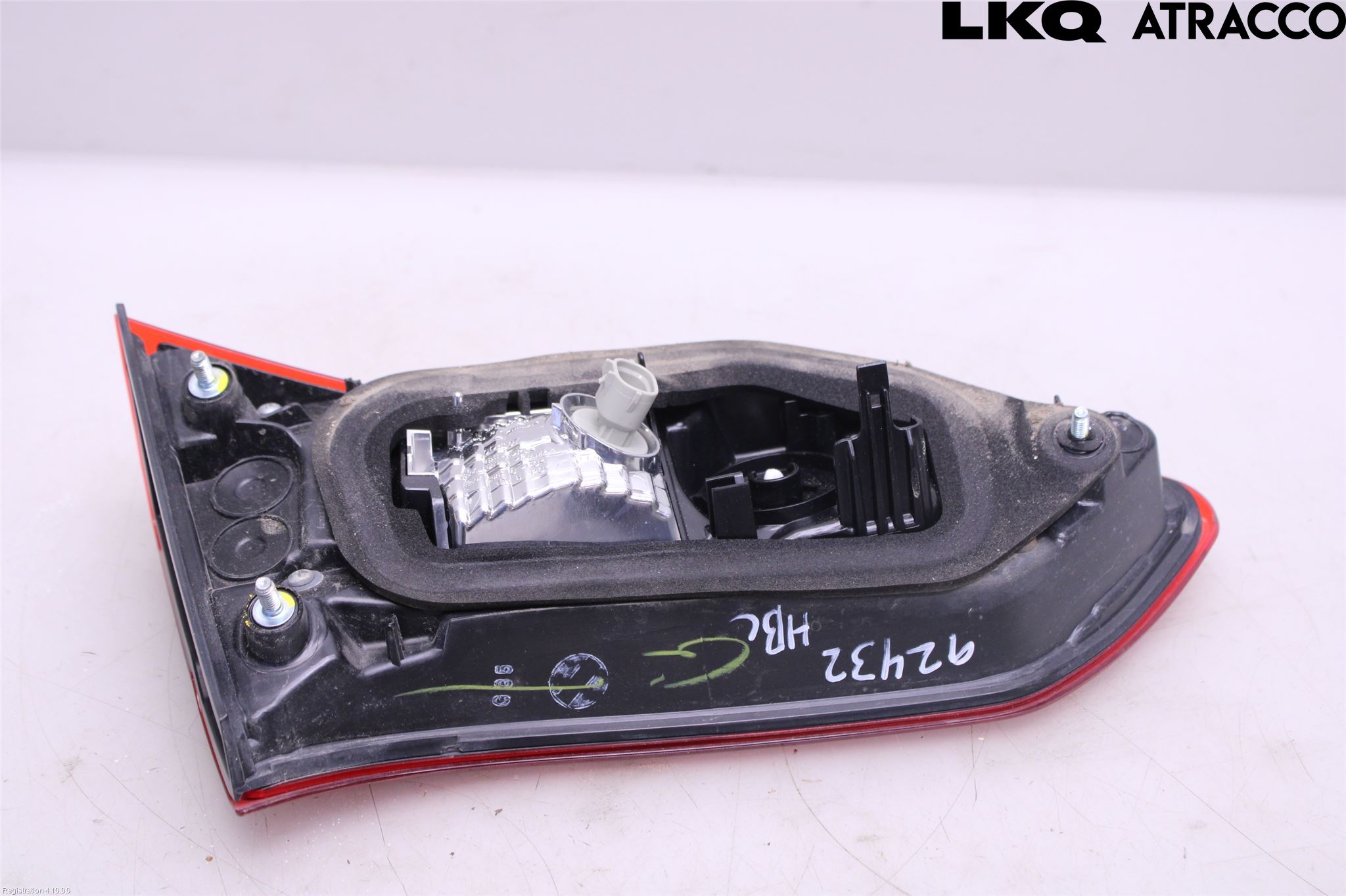 Toyota YARIS XP130 15-20 Bakljus Lucka Hö