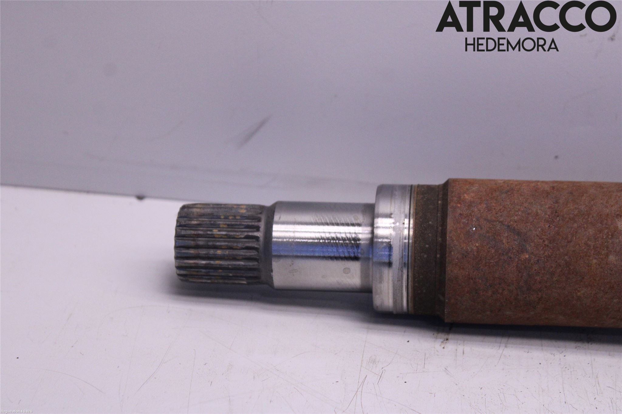 Ford FOCUS     04-07 Drivaxel Fram Höger