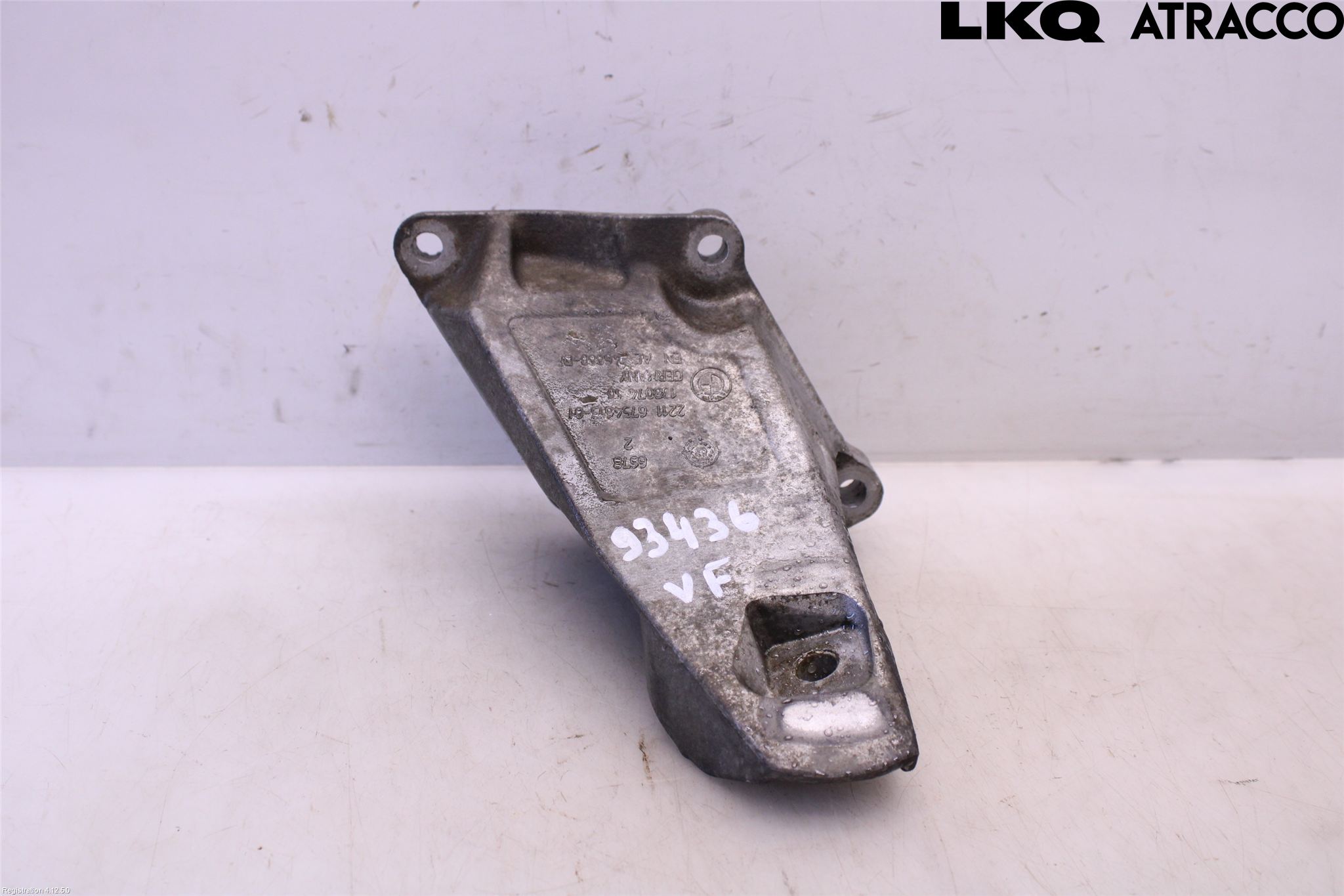 BMW 7 E65/66    00-08 Motorfäste