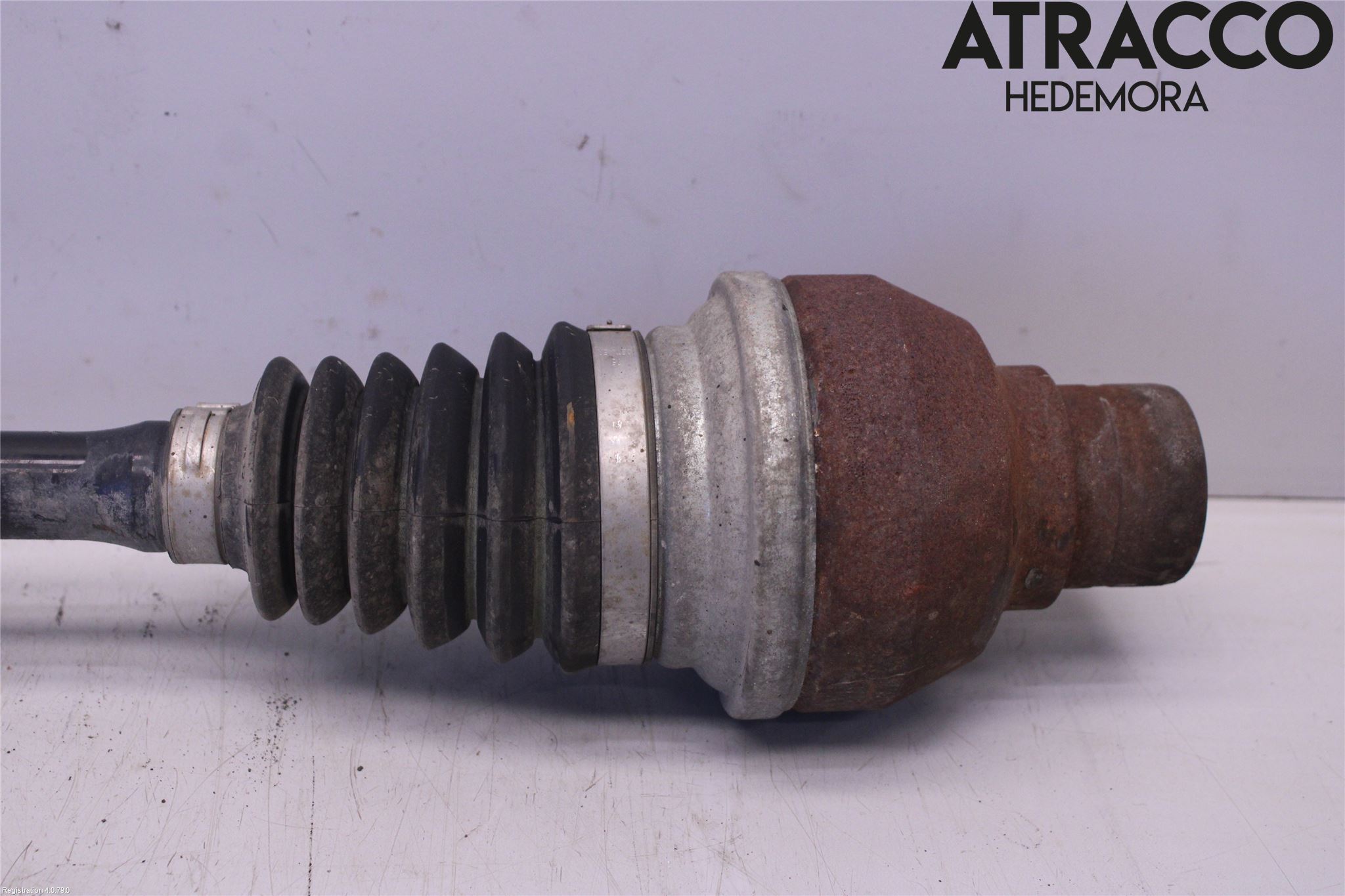 Skoda RAPID Drivaxel Fram Höger