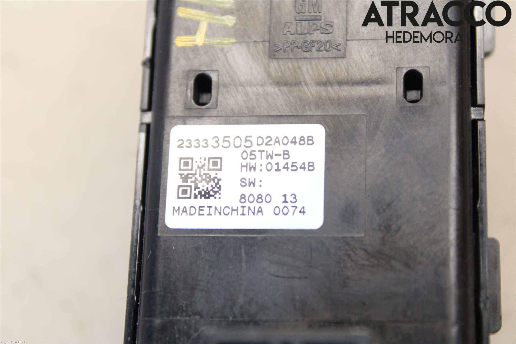 Opel INSIGNIA 17- Strömställare Elhiss