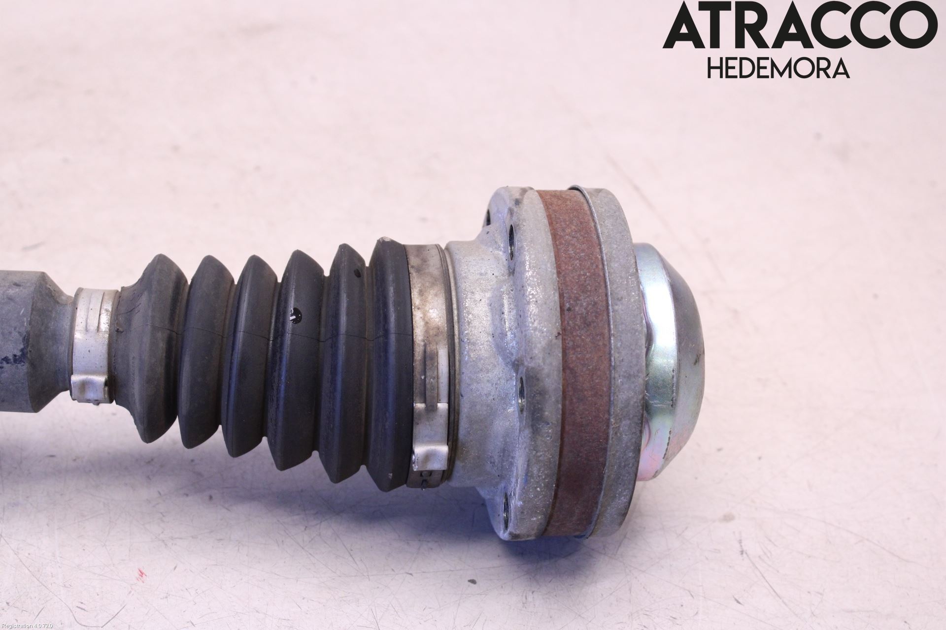 Volkswagen VW PASSAT 05-11 Drivaxel Fram Höger