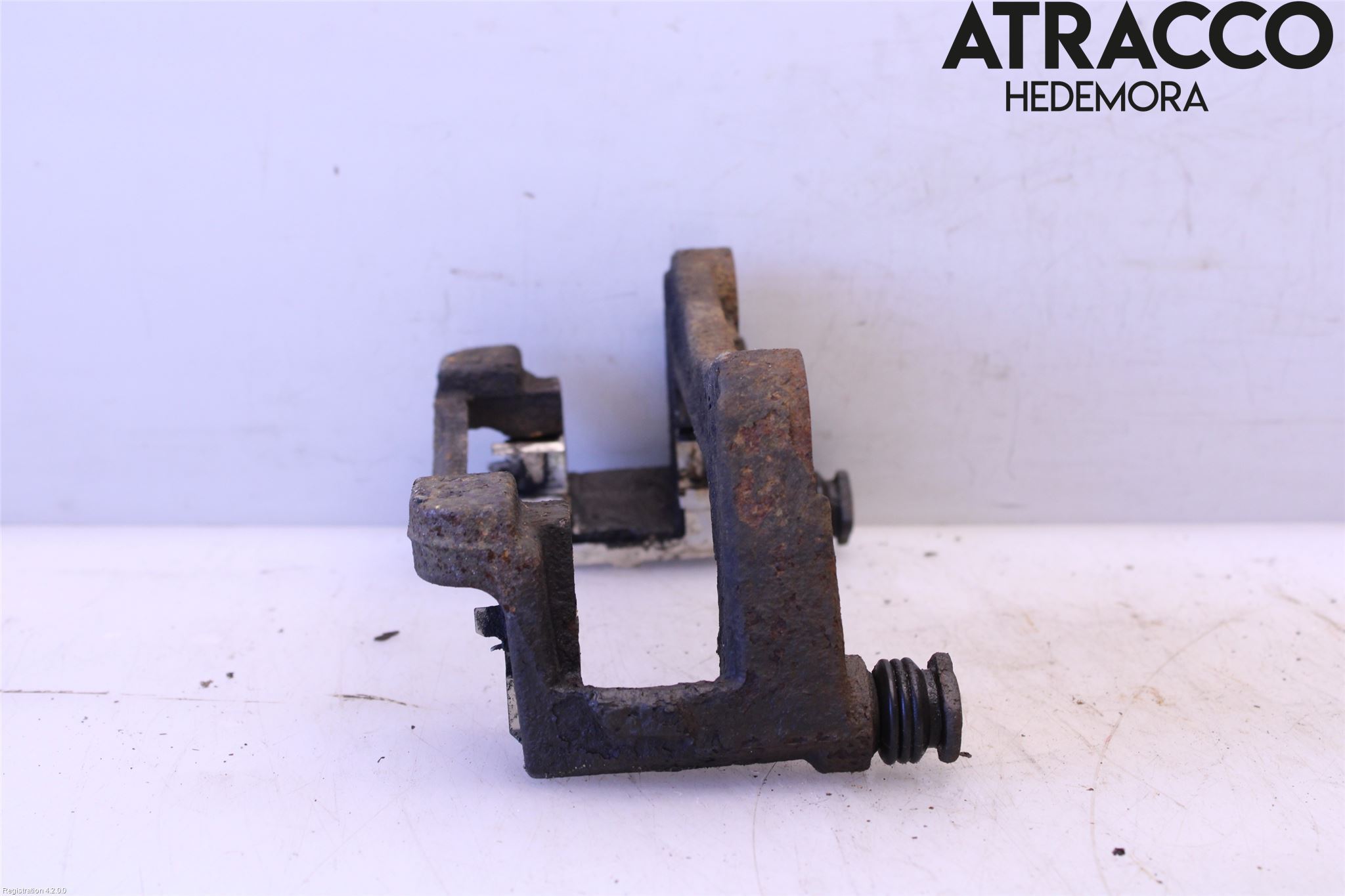 Mazda CX-5 12-17 Bromsokshållare