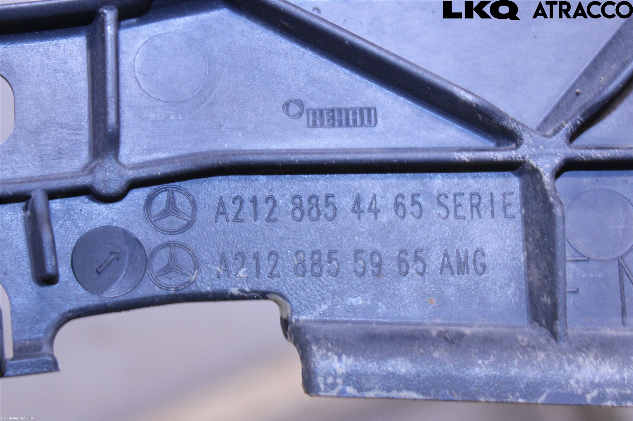 Mercedes-Benz MB E-KLASS (W212) 09-16 Stötfångare Deformelement Bak