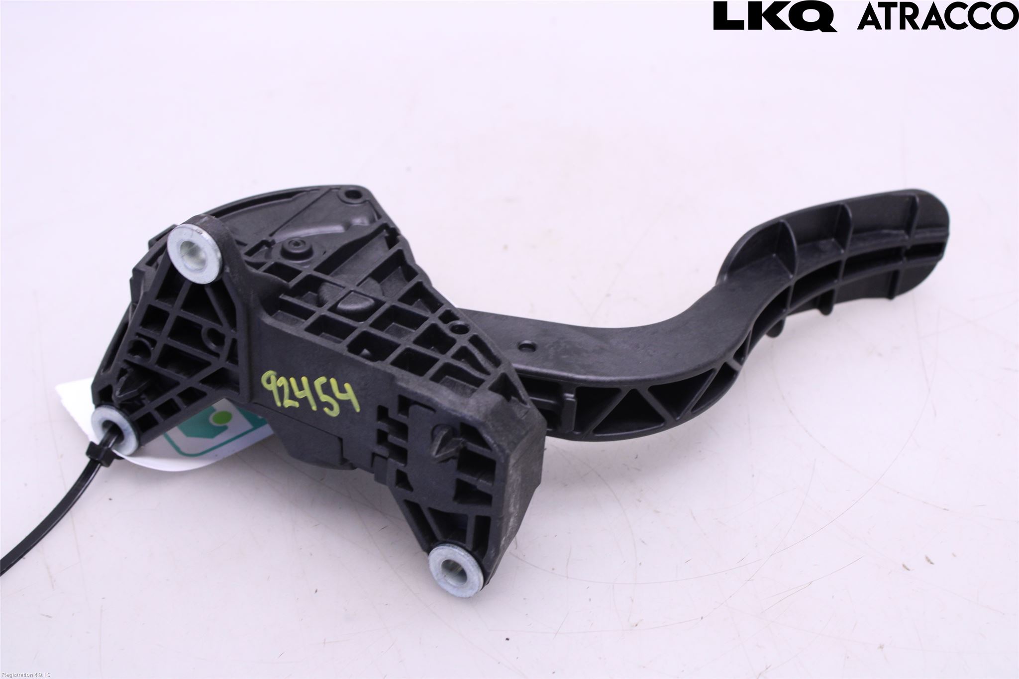 Toyota C-HR 24- Gaspedal