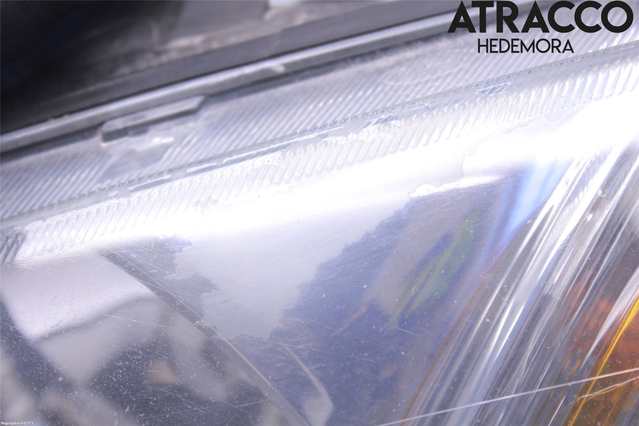 Ford FOCUS     04-07 Strålkastare Vänster